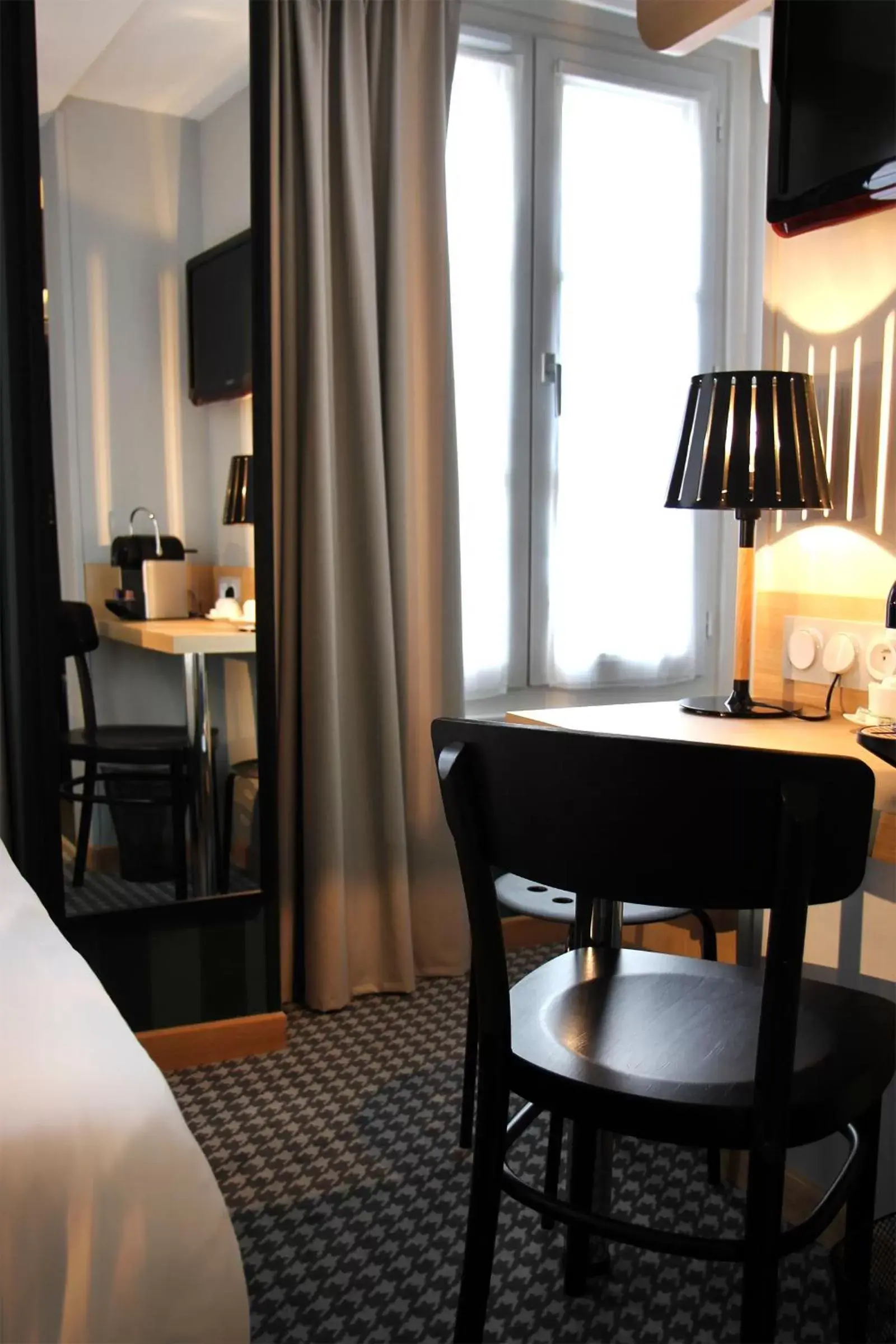 Bedroom, Dining Area in Best Western Hotel Opera Drouot