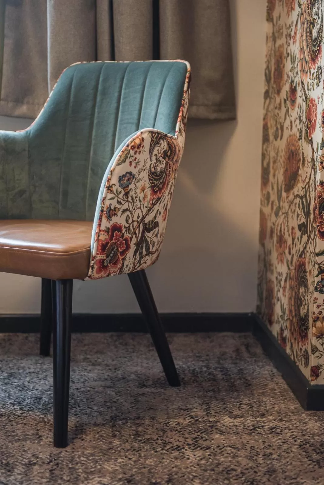 Seating area in Cat & Lion Country Pub and Hotel