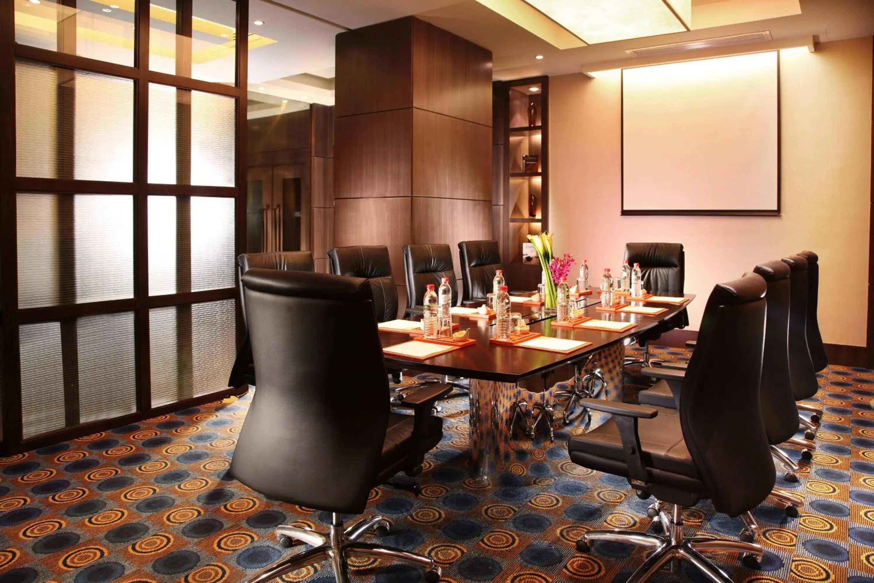 Meeting/conference room in Courtyard By Marriott Shanghai Xujiahui