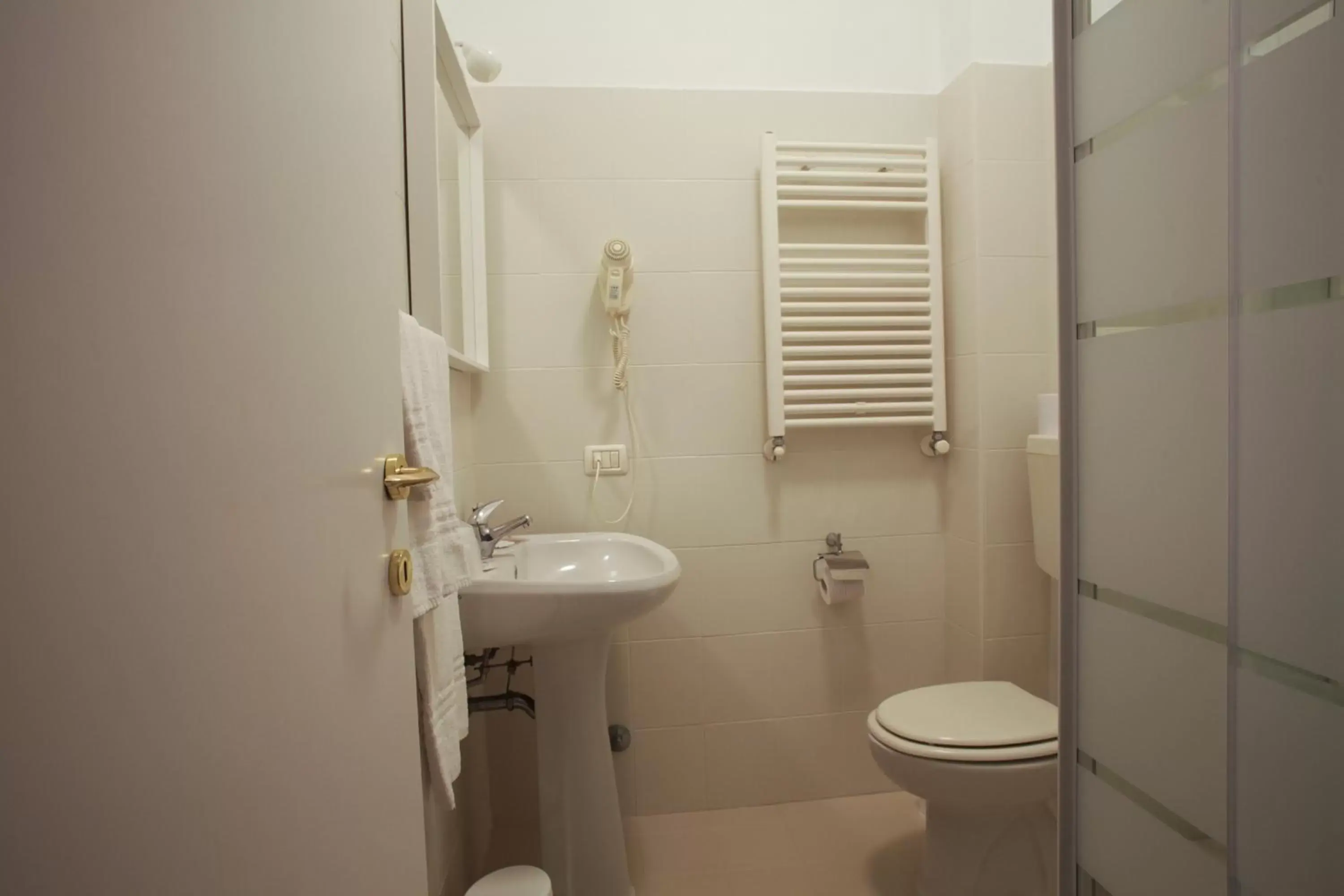 Bathroom in Hotel di Porta Romana