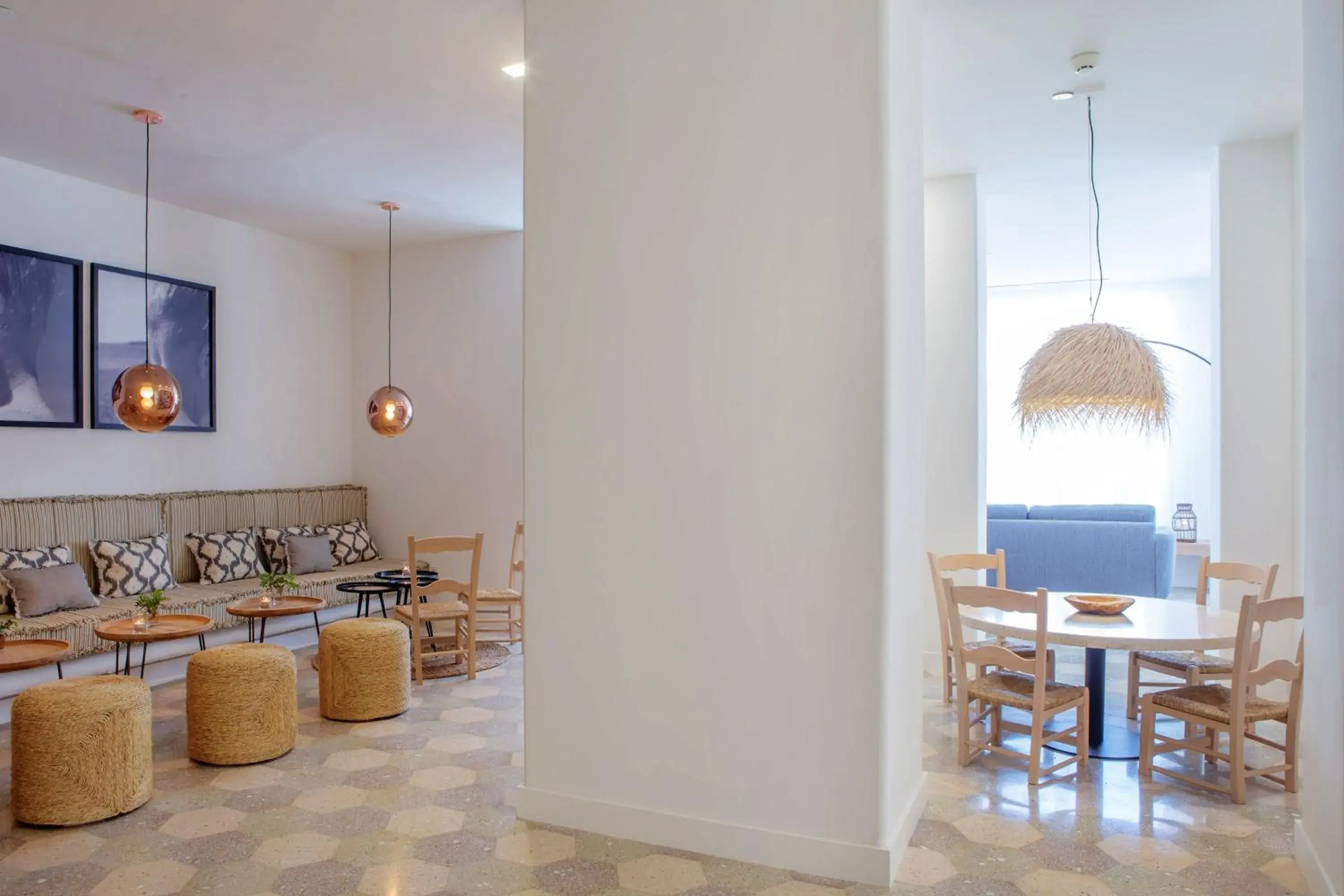 Lobby or reception, Dining Area in HM Alma Beach