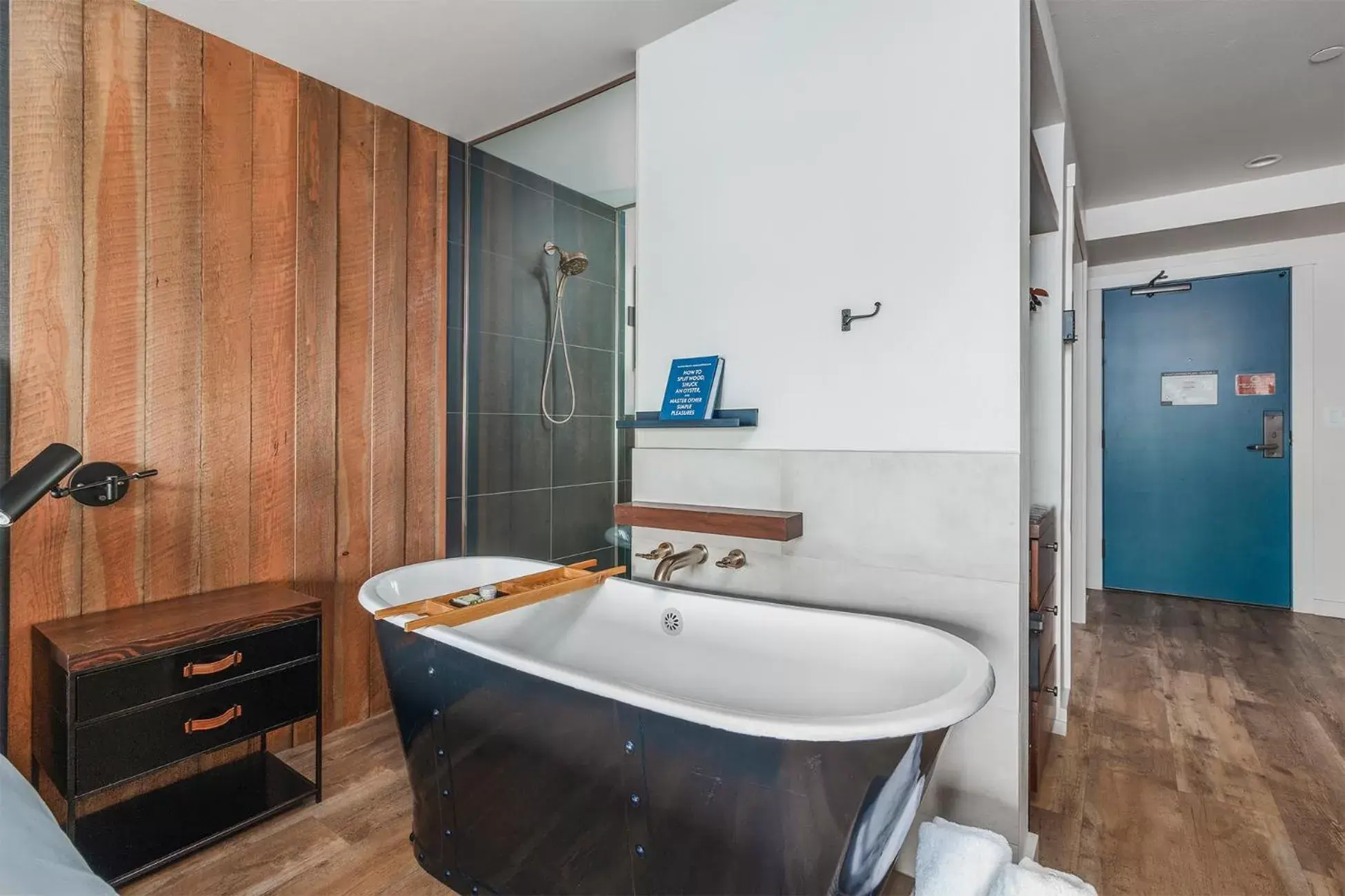 Bathroom in Headlands Coastal Lodge & Spa