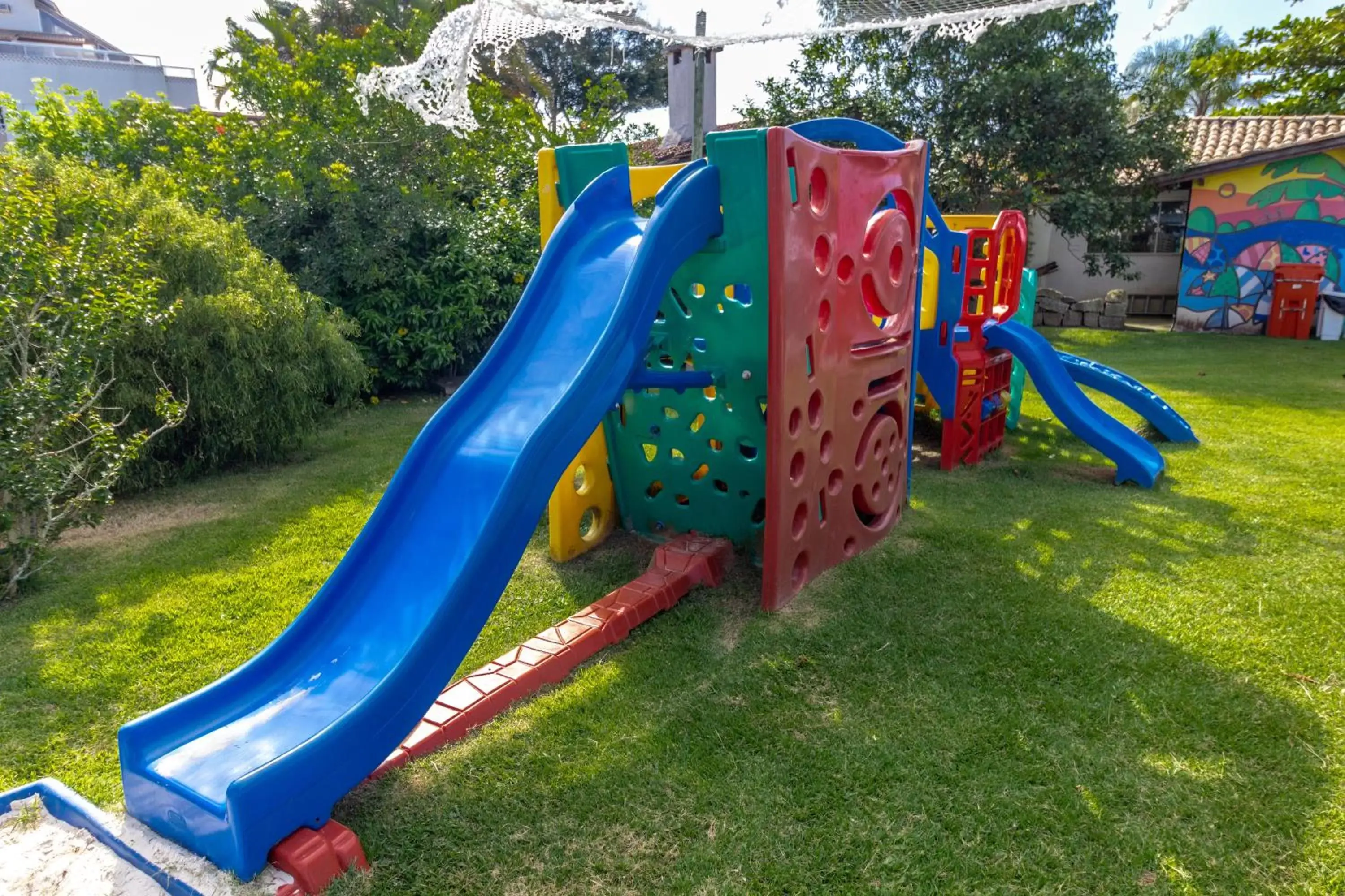 Garden, Children's Play Area in Hotel Porto Sol Beach