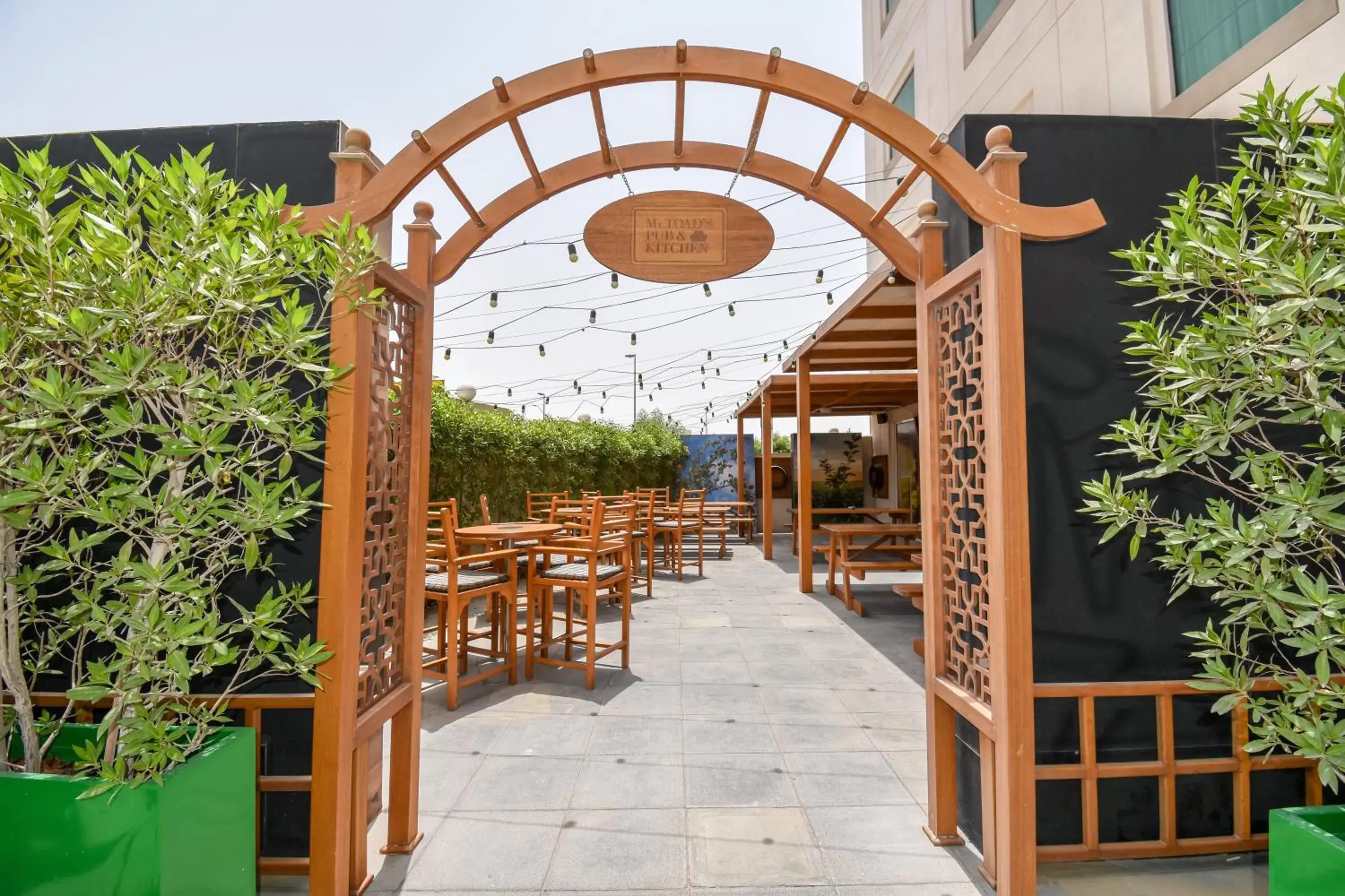 Restaurant/places to eat in Premier Inn Dubai Investments Park