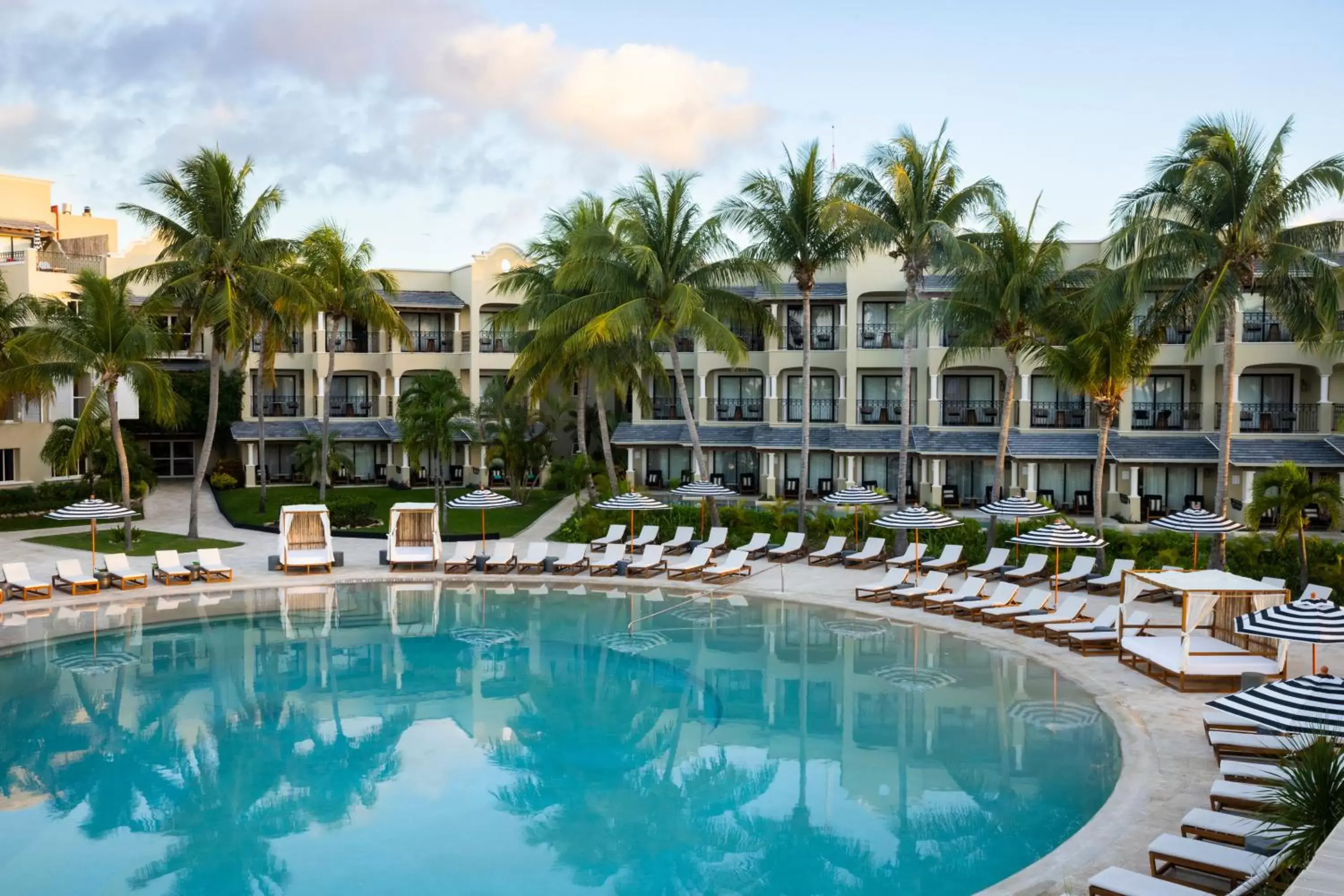 Swimming Pool in Hyatt Zilara Riviera Maya Adults Only All-Inclusive