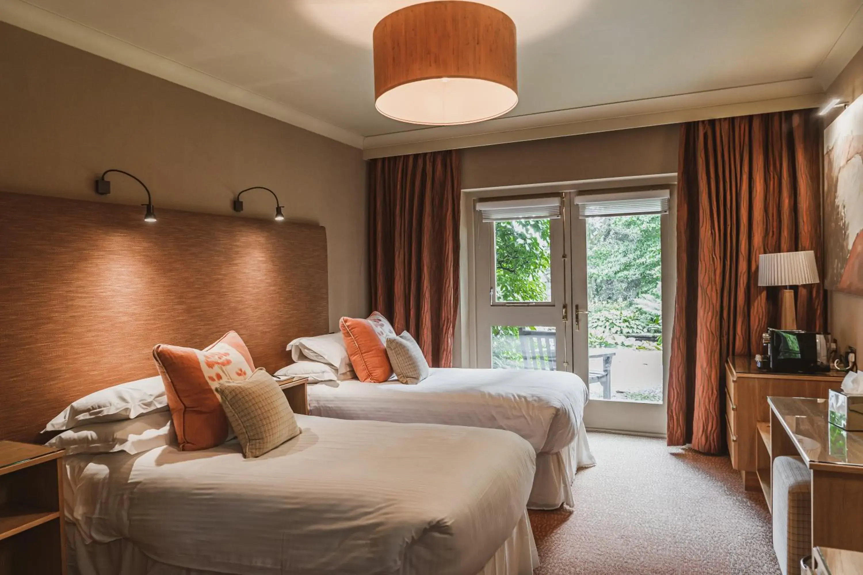 Bedroom, Bed in Cragwood Country House Hotel