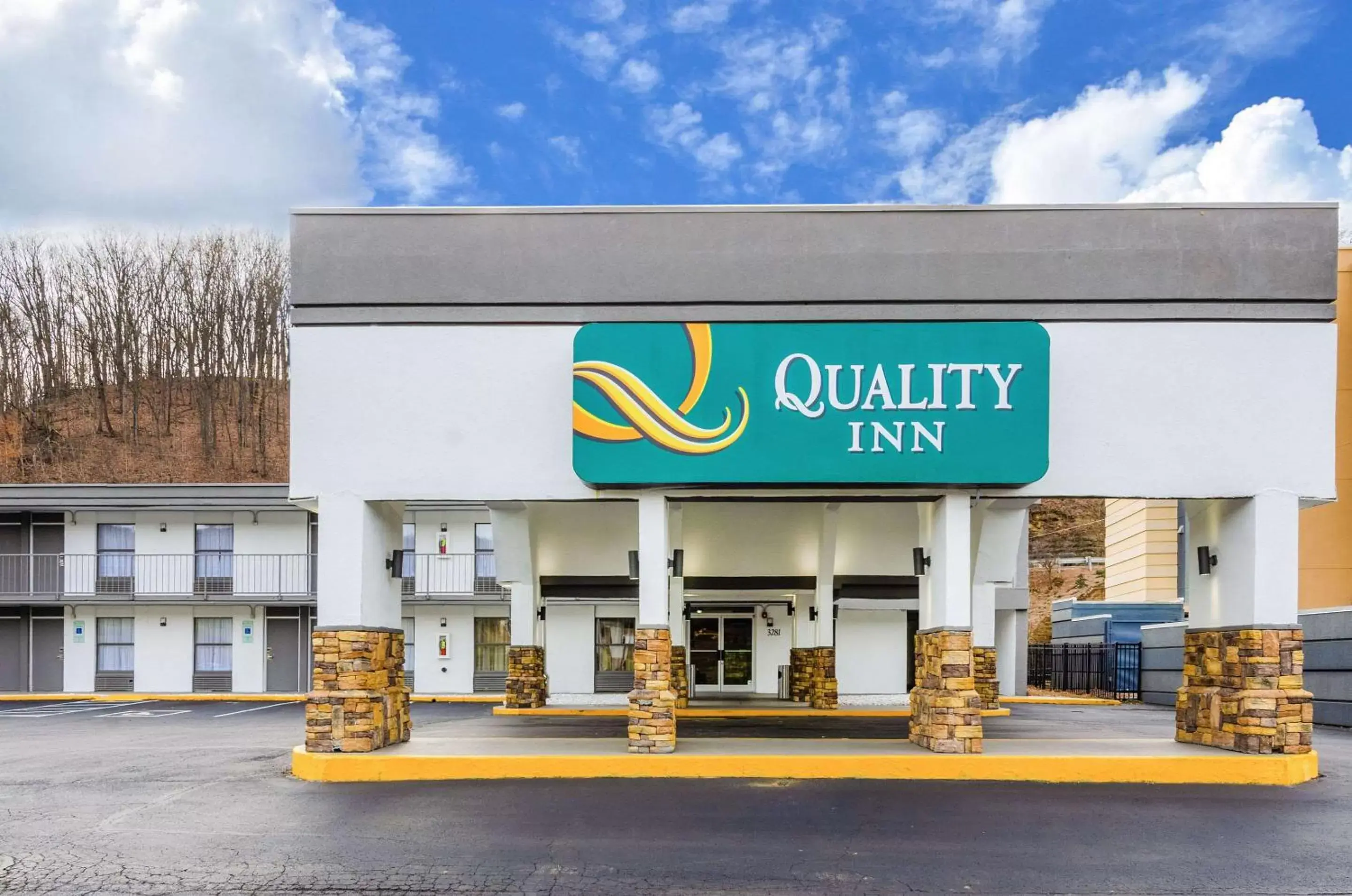 Property Building in Quality Inn