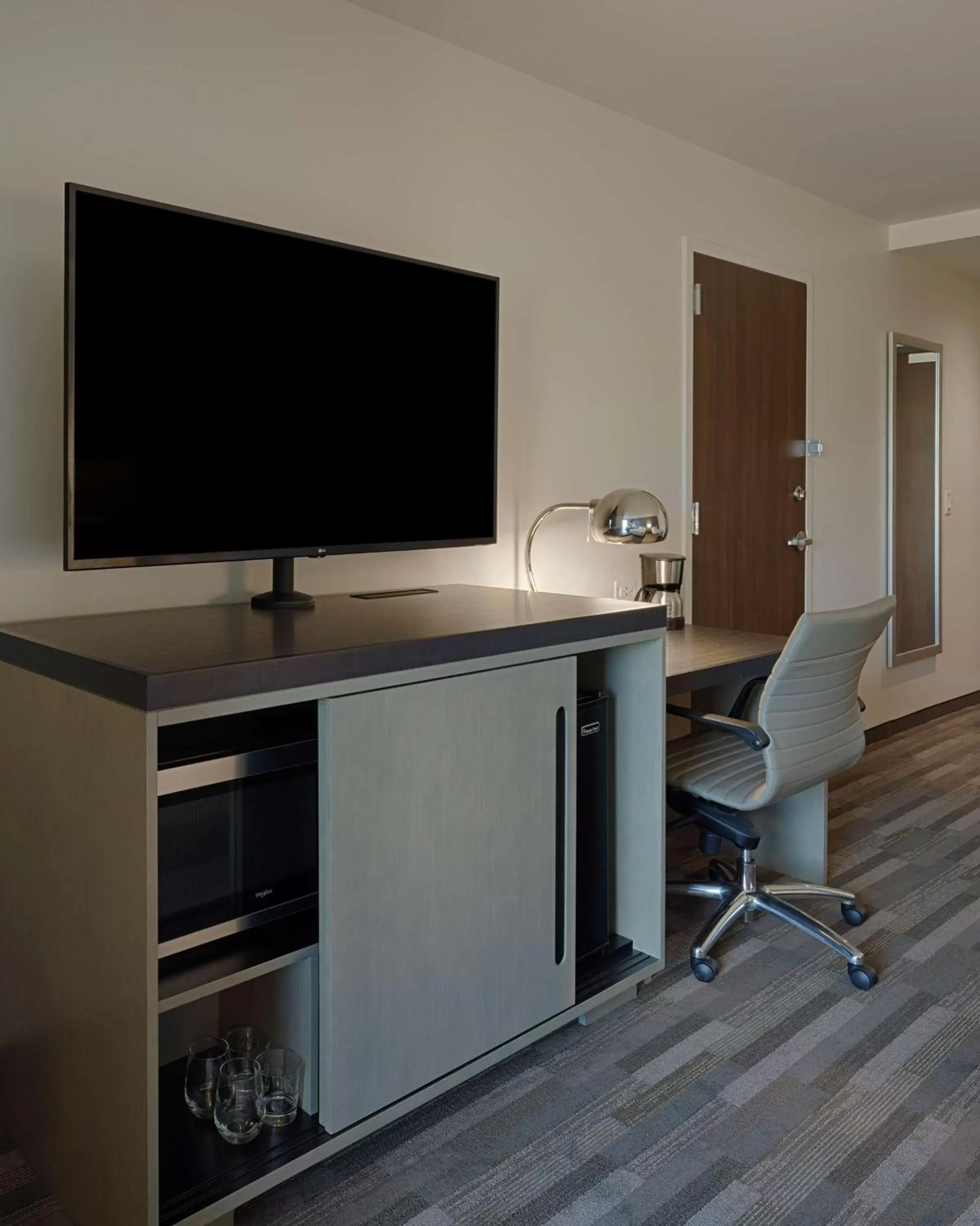 Bedroom in Hyatt House Columbus OSU Short North Bedroom in Hyatt House Columbus OSU Short North