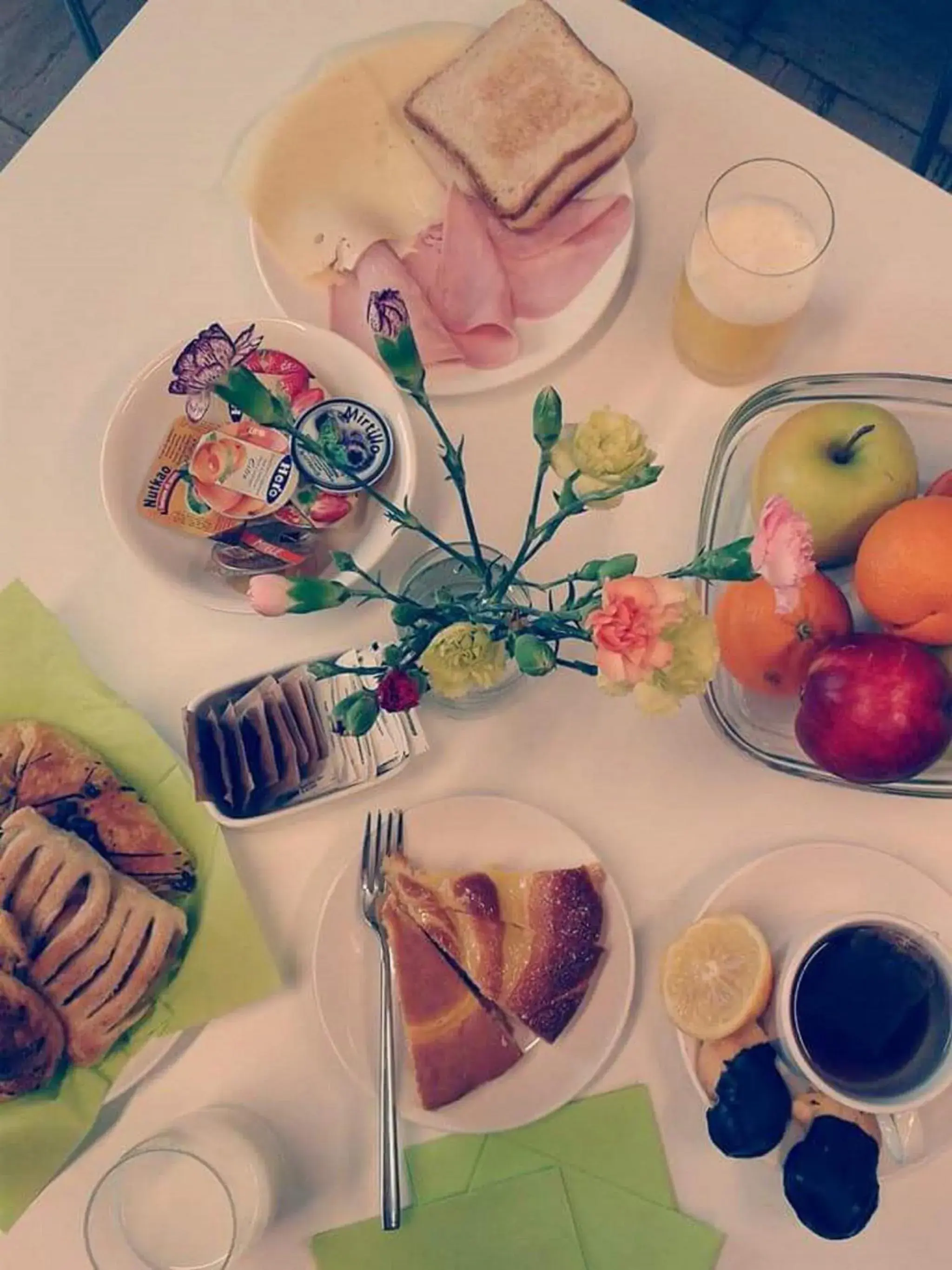 Buffet breakfast in Albergo Guido Reni