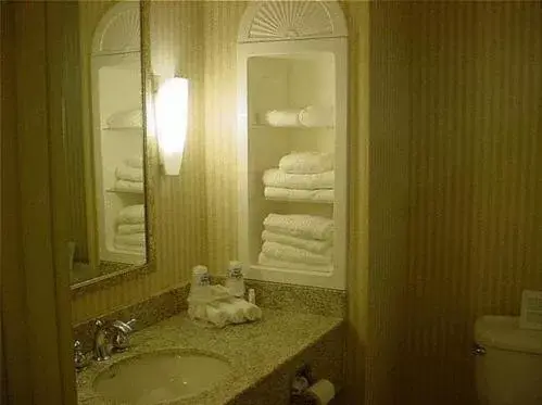 Bathroom in Holiday Inn Express Hotel & Suites Drums-Hazelton, an IHG Hotel
