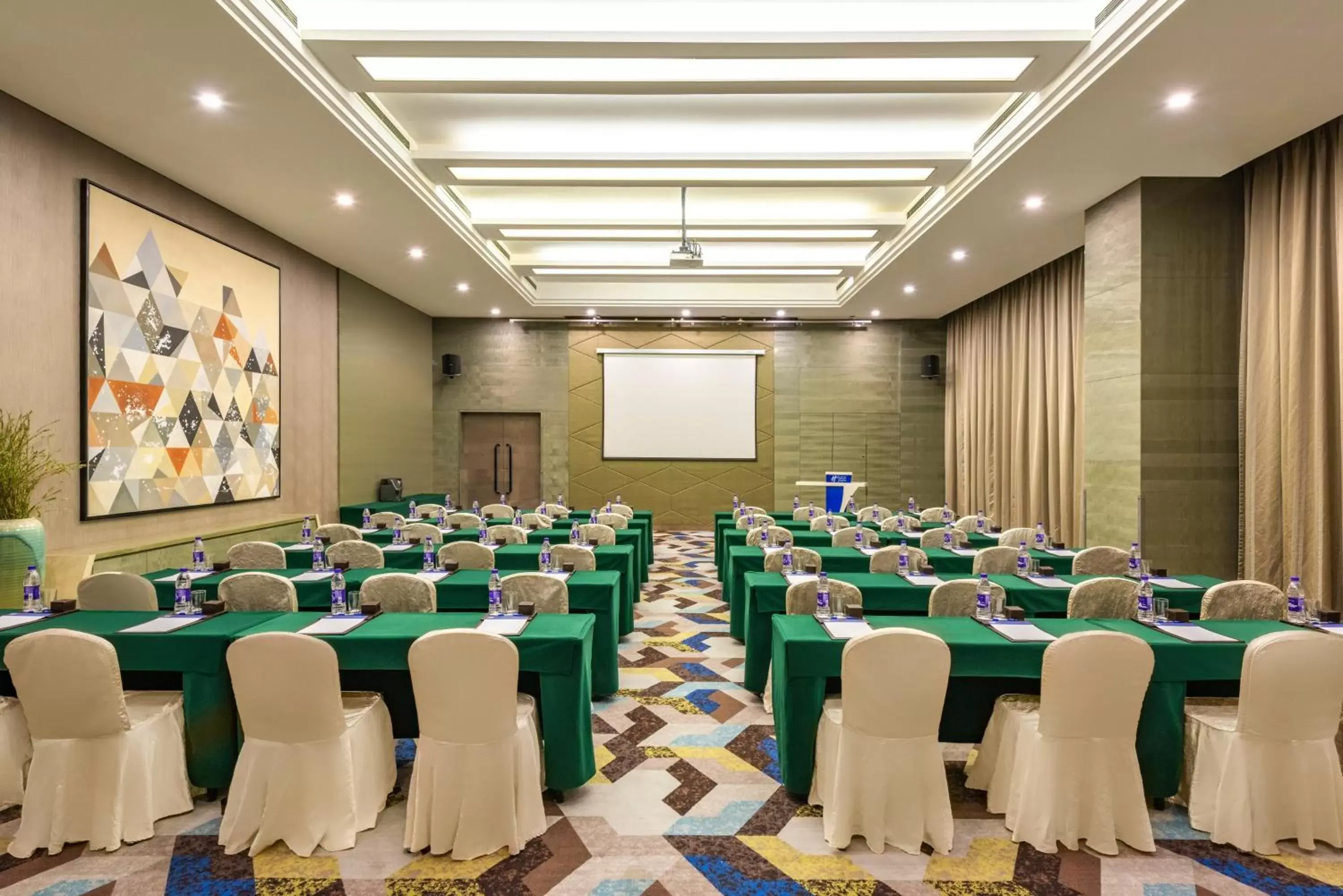 Meeting/conference room in Holiday Inn Express Beijing Yizhuang, an IHG Hotel