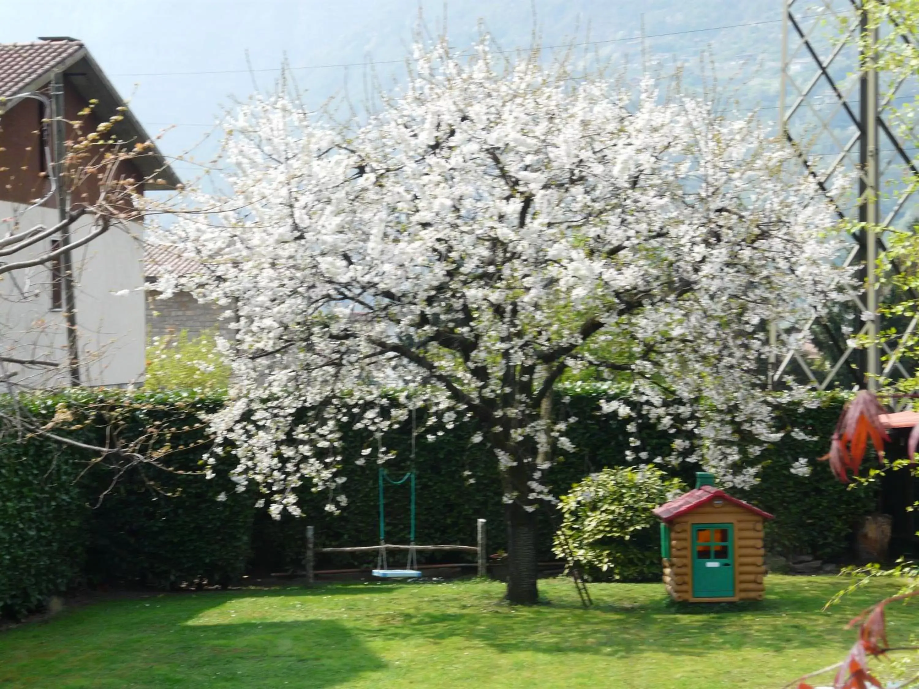 Spring, Property Building in La casa di Clara