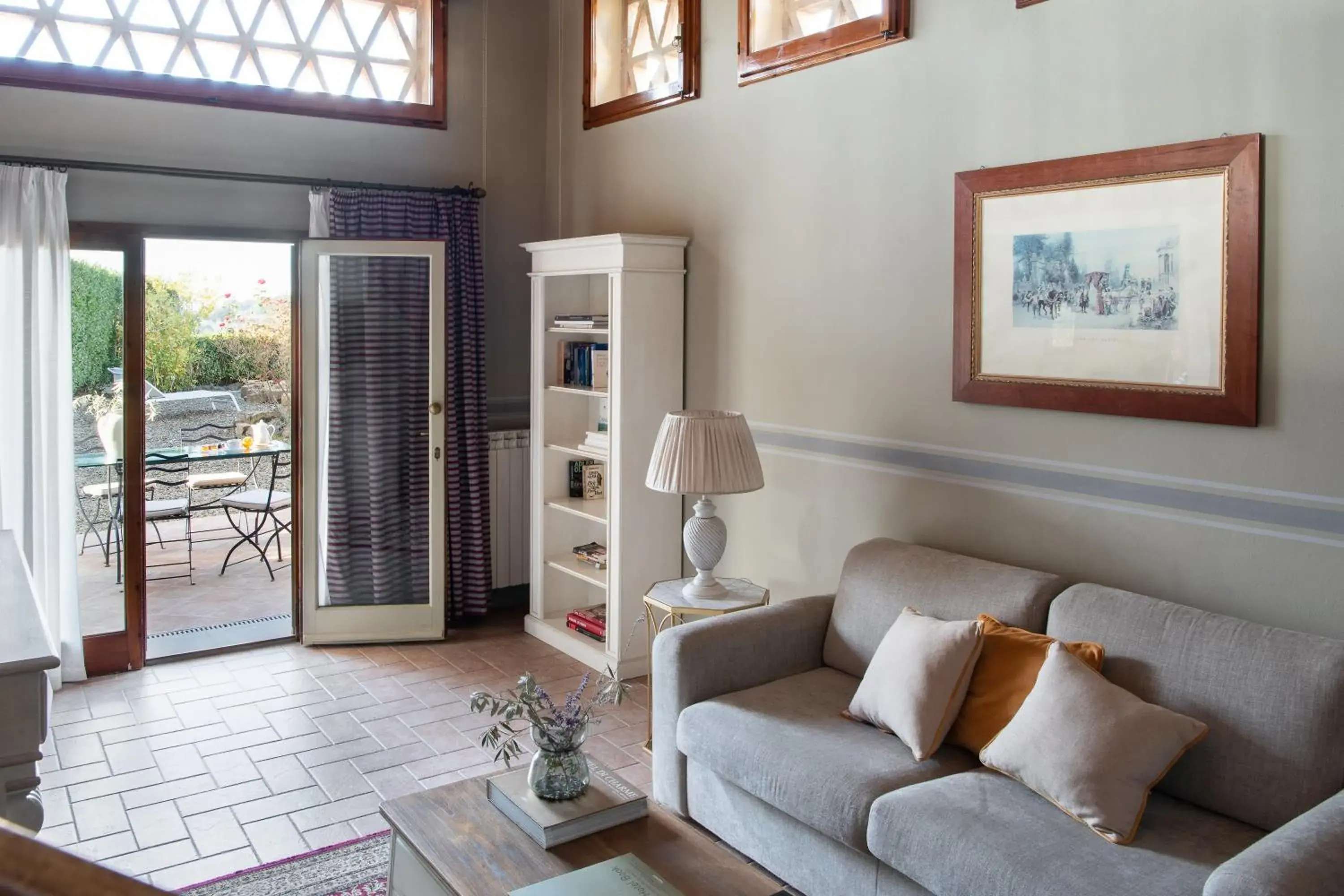 Living room in Relais Villa Olmo - Place of Charme Living room in Relais Villa Olmo - Place of Charme