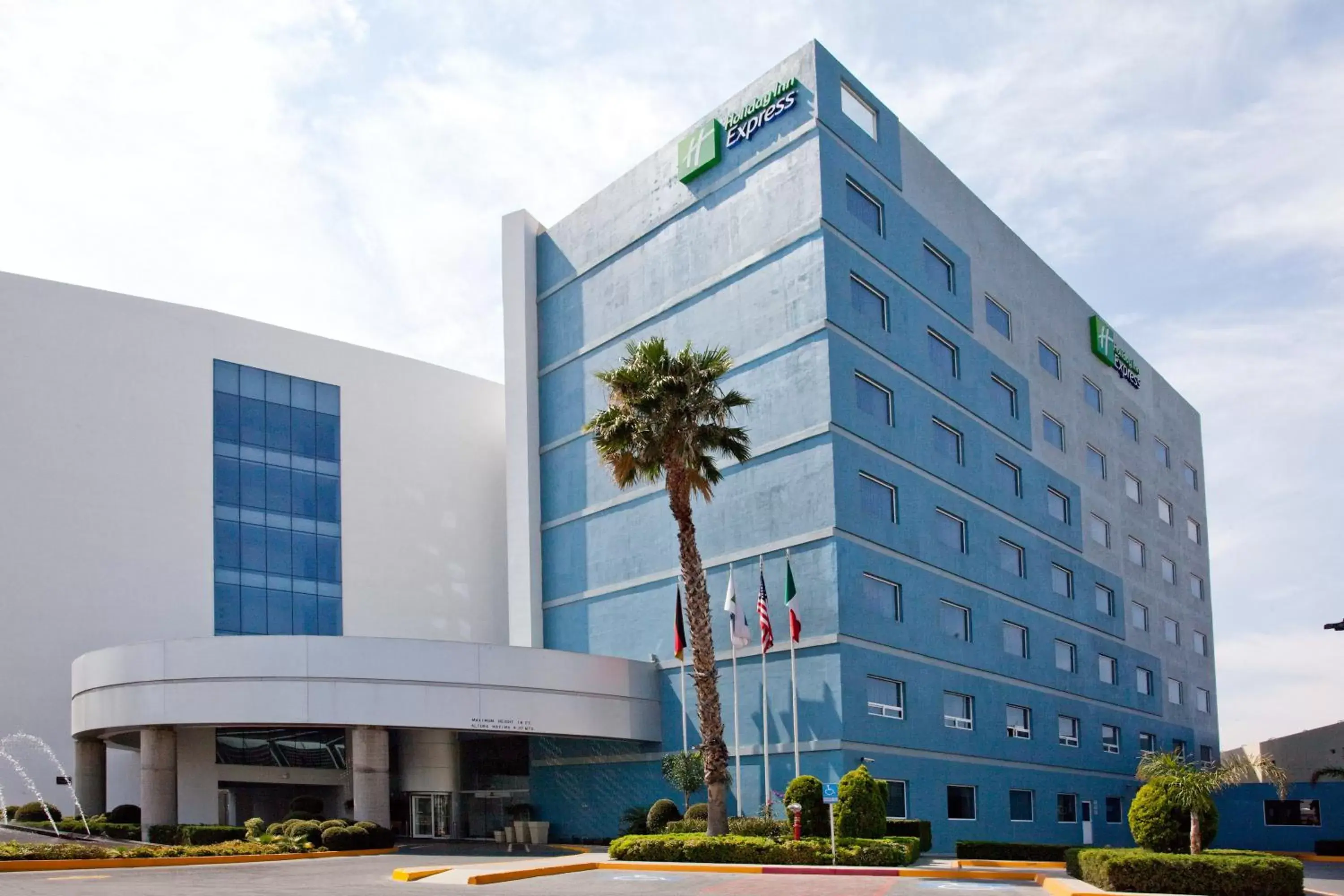 Property Building in Holiday Inn Express San Luis Potosí, an IHG Hotel