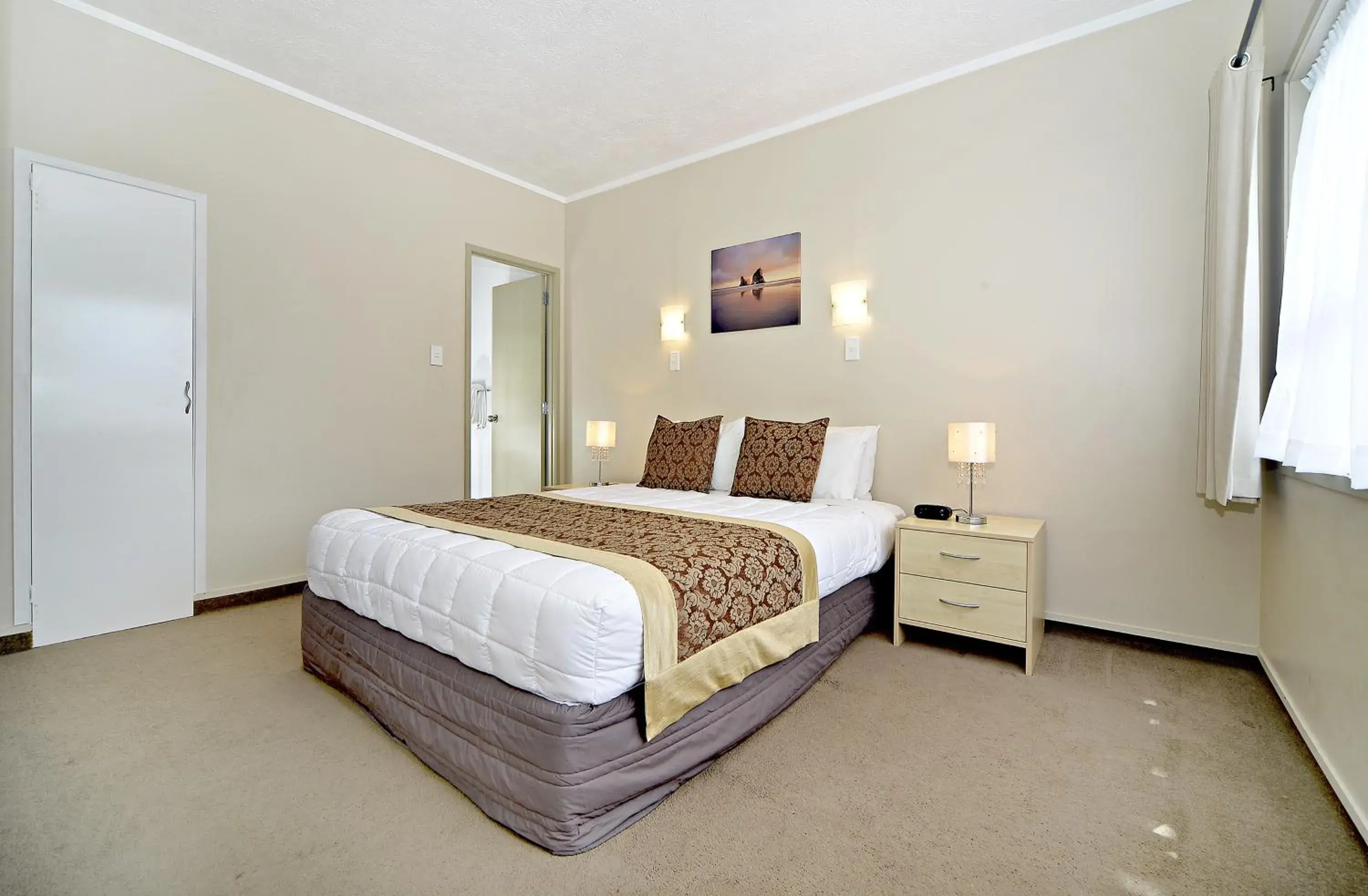 Bedroom, Bed in Takapuna Motor Lodge Bedroom, Bed in Takapuna Motor Lodge