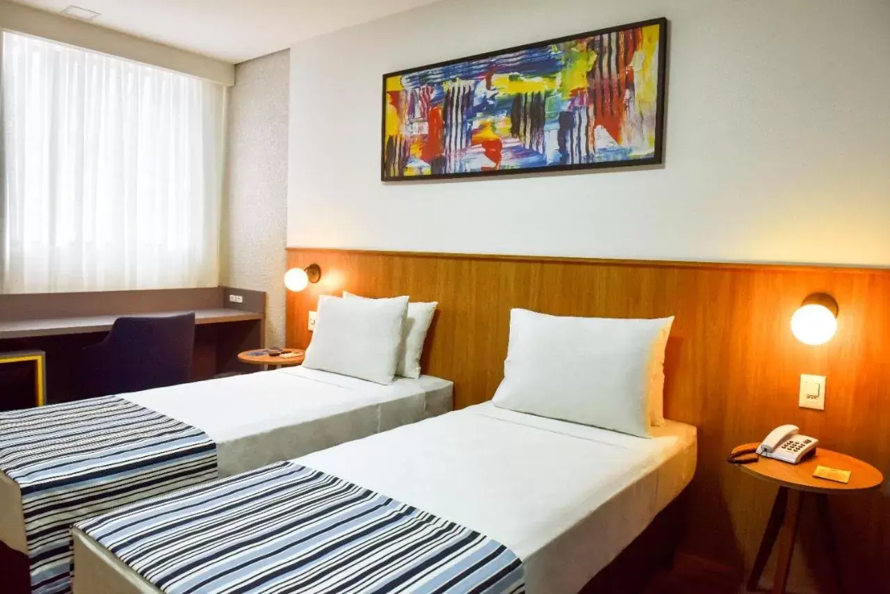 Bed in Days Inn By Wyndham Cascavel