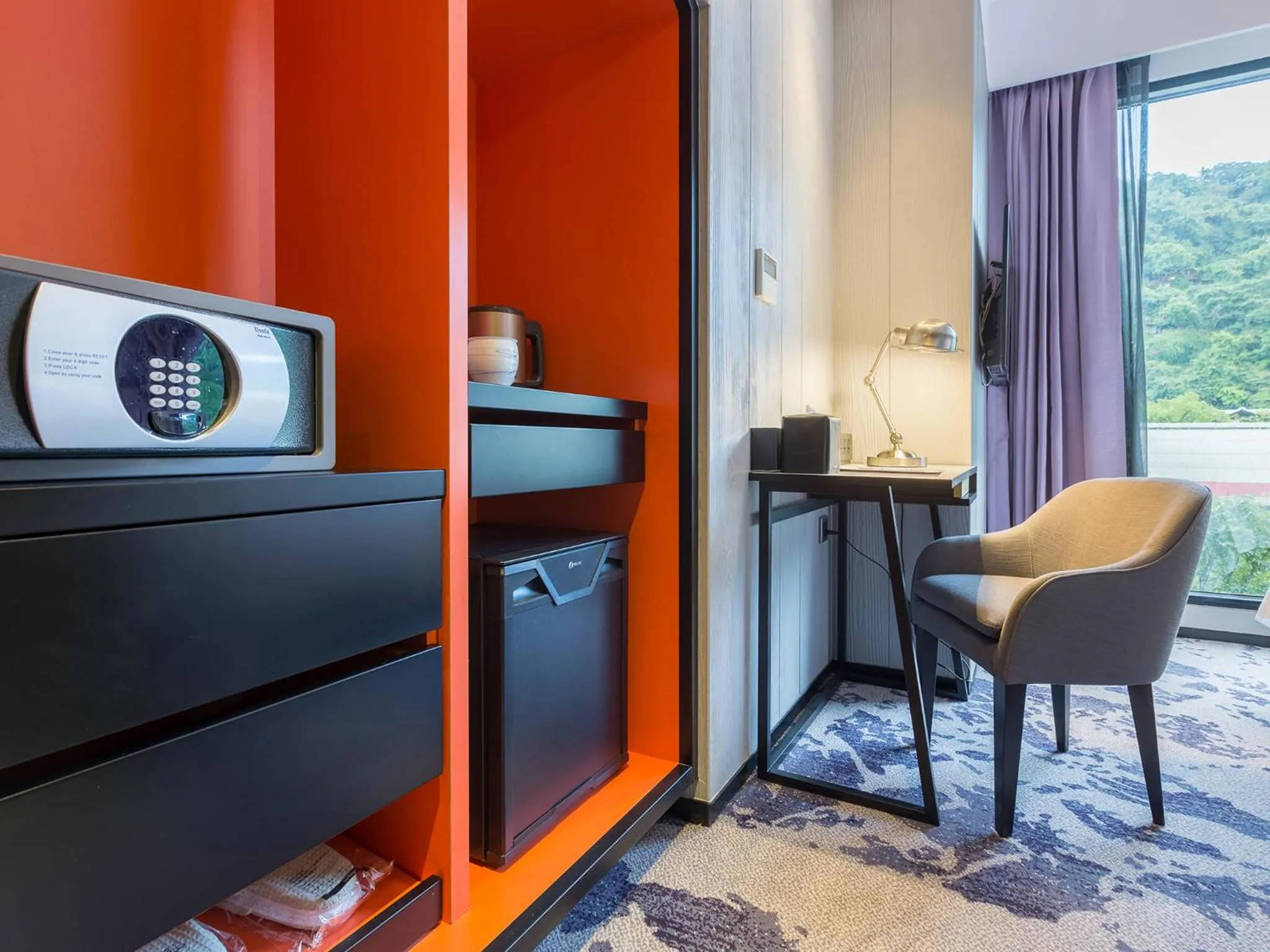 Photo of the whole room, Bed in Tango Inn Taipei Jihe