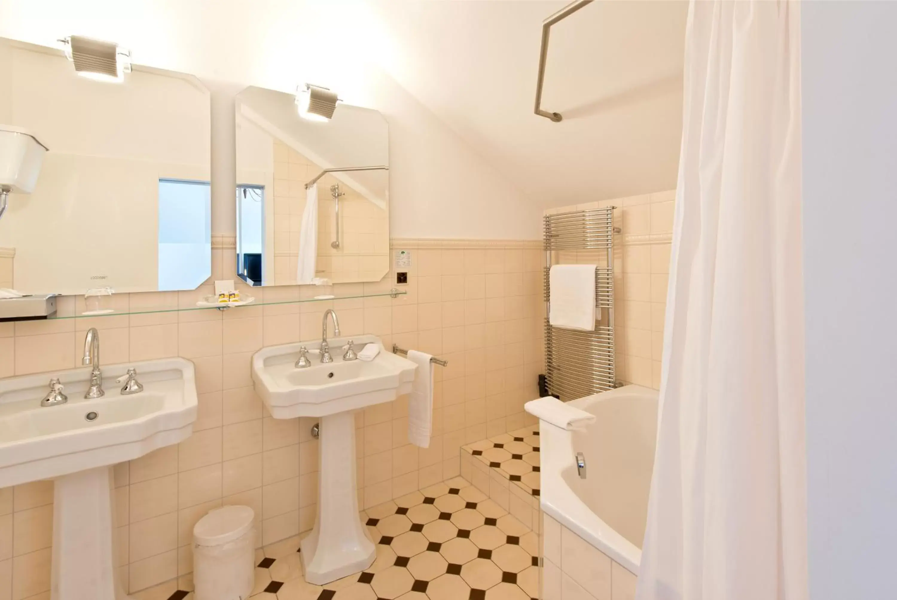 Bathroom in Hotel Seeburg