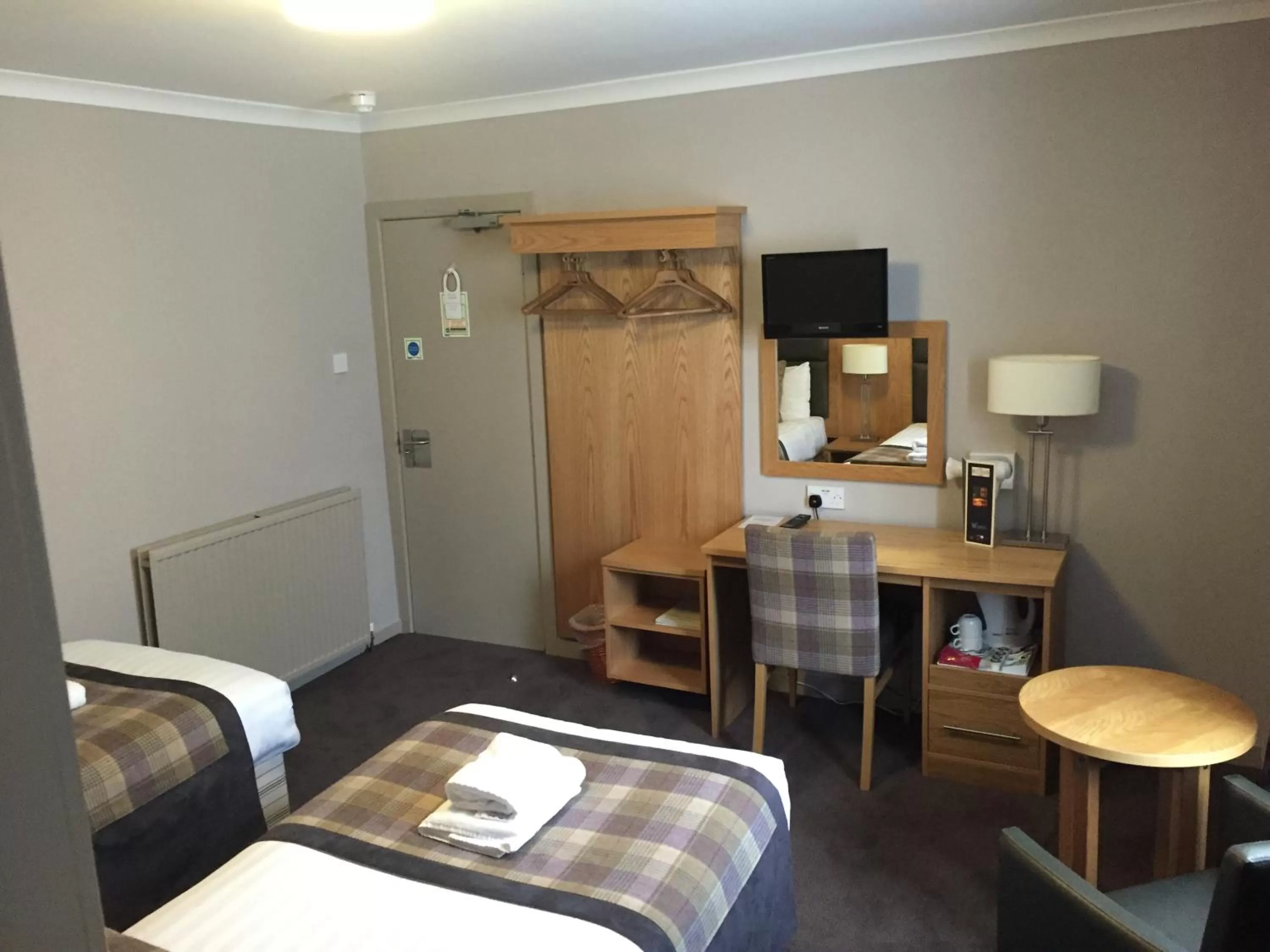 Bedroom, Bed in Buchan Hotel