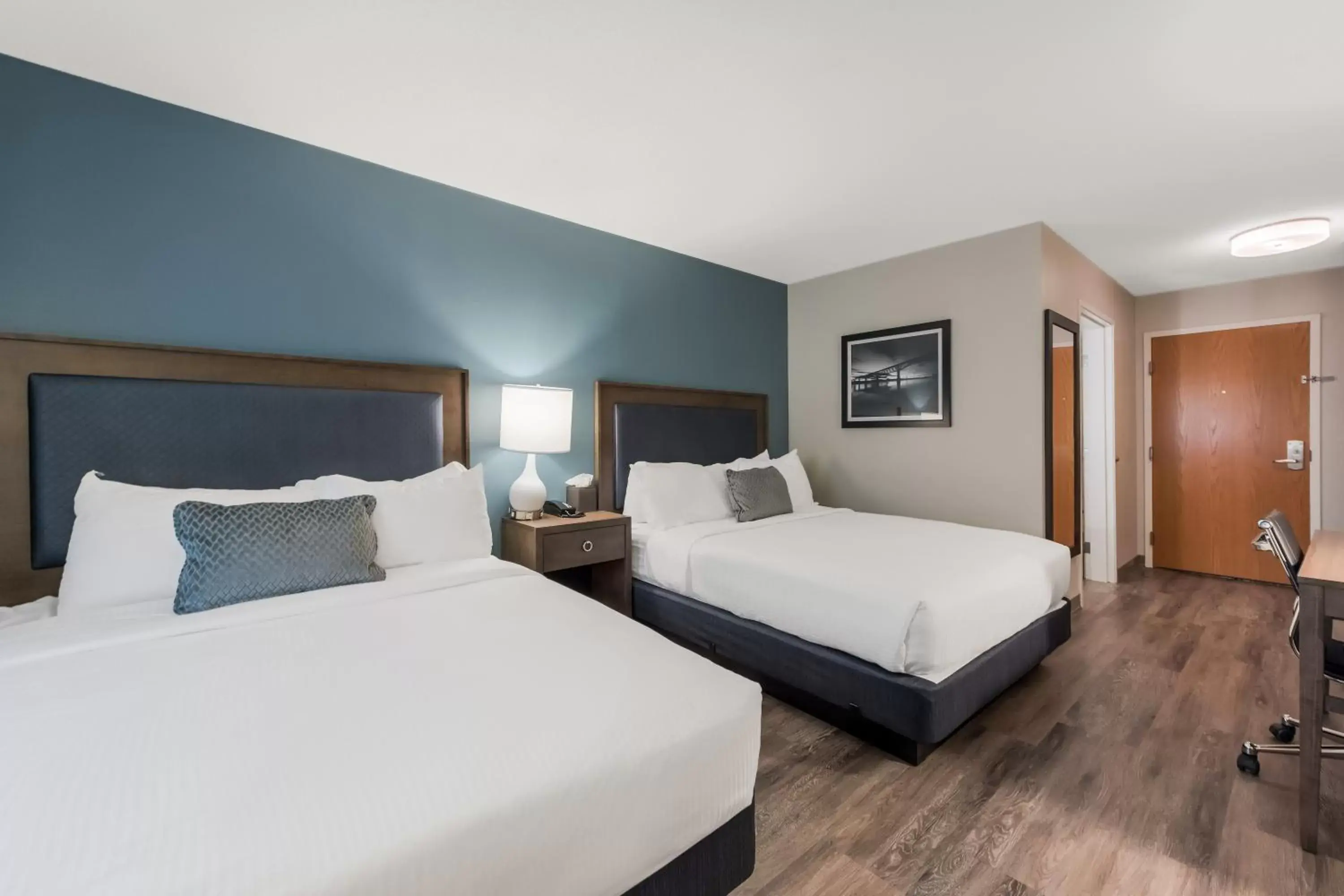 Bed in SureStay Plus Hotel by Best Western Highland Poughkeepsie Bed in SureStay Plus Hotel by Best Western Highland Poughkeepsie