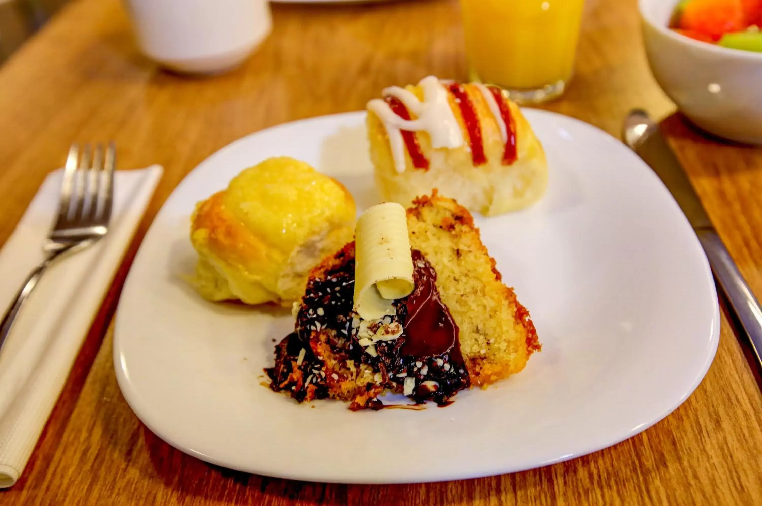 Breakfast, Food in ibis Rio de Janeiro Santos Dumont