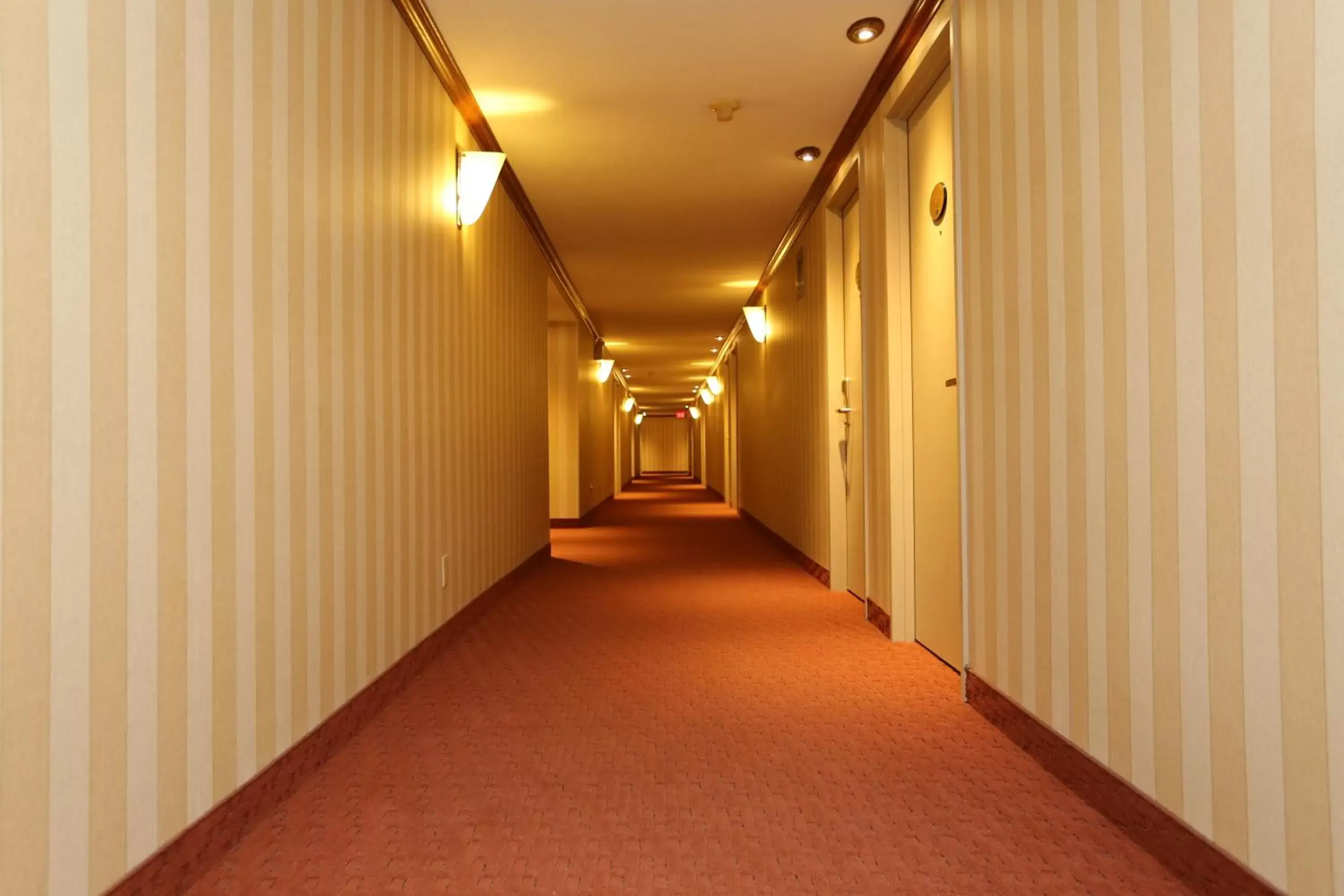 Lobby or reception in Hôtels Gouverneur Trois-Rivières