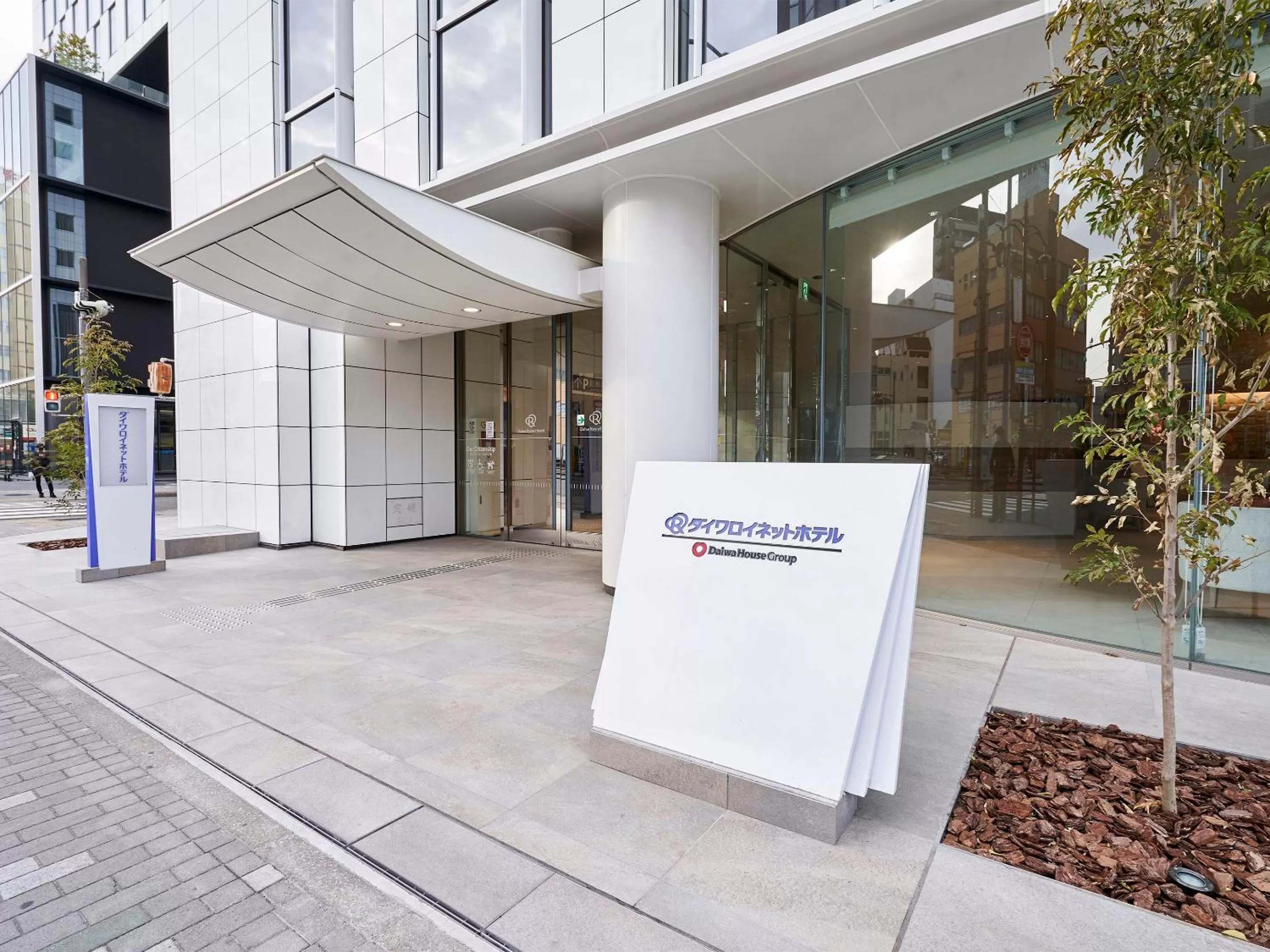 Facade/entrance in Daiwa Roynet Hotel Nagoya Shinkansenguchi