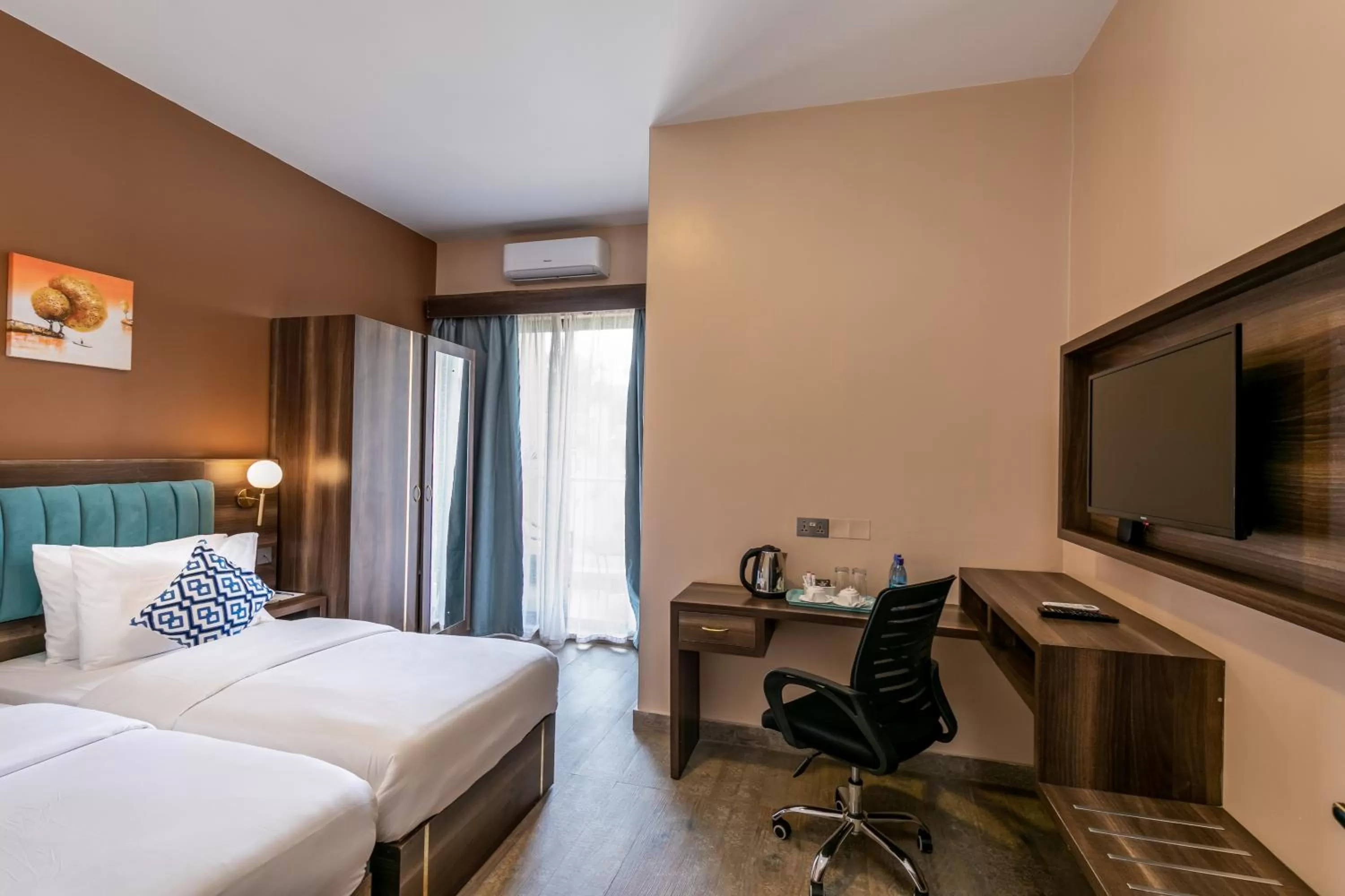 Bedroom, Bed in Hotel Horizon Entebbe