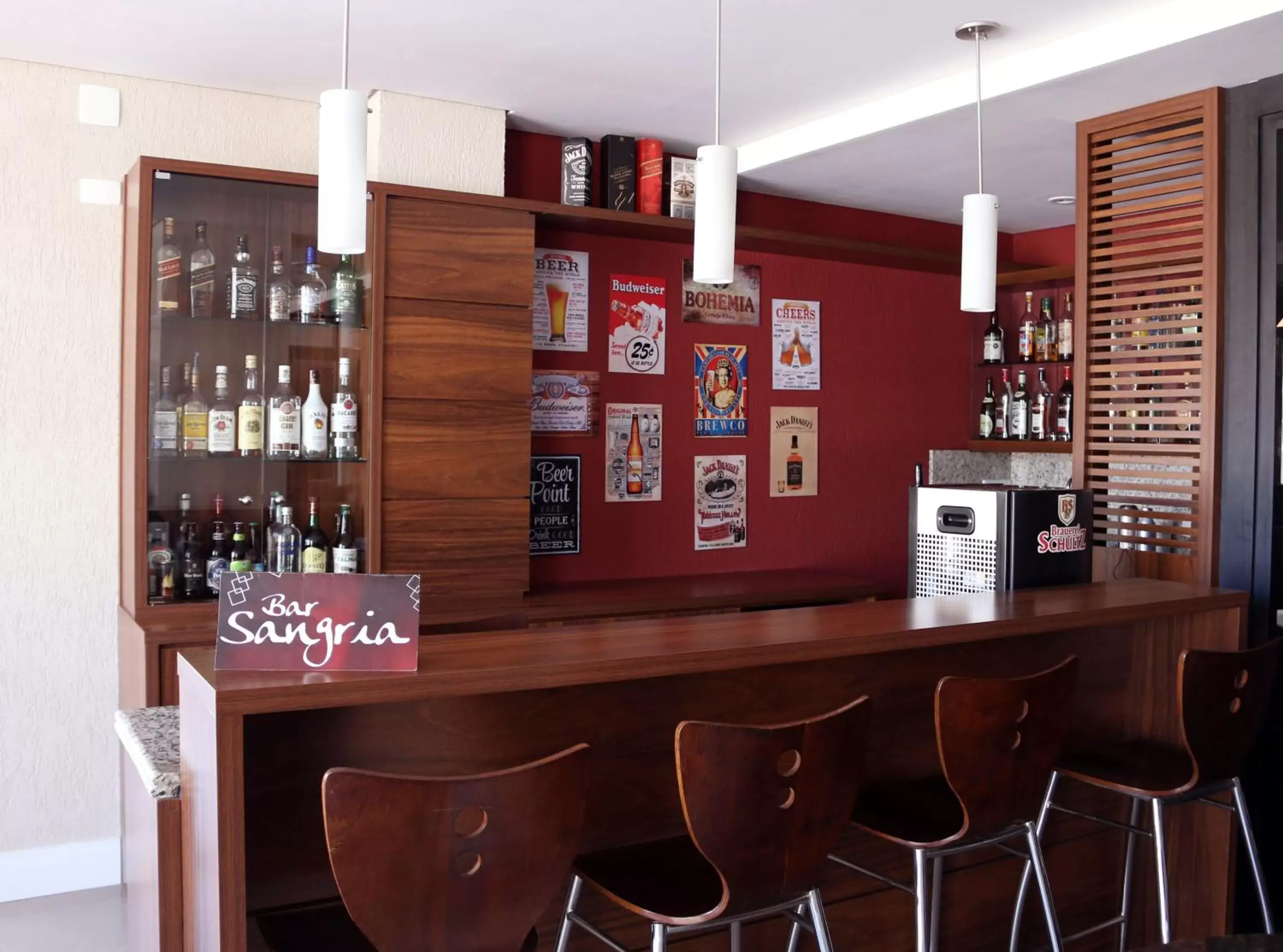 Lounge or bar in SJ Executive - San Juan Curitiba Lounge or bar in SJ Executive - San Juan Curitiba