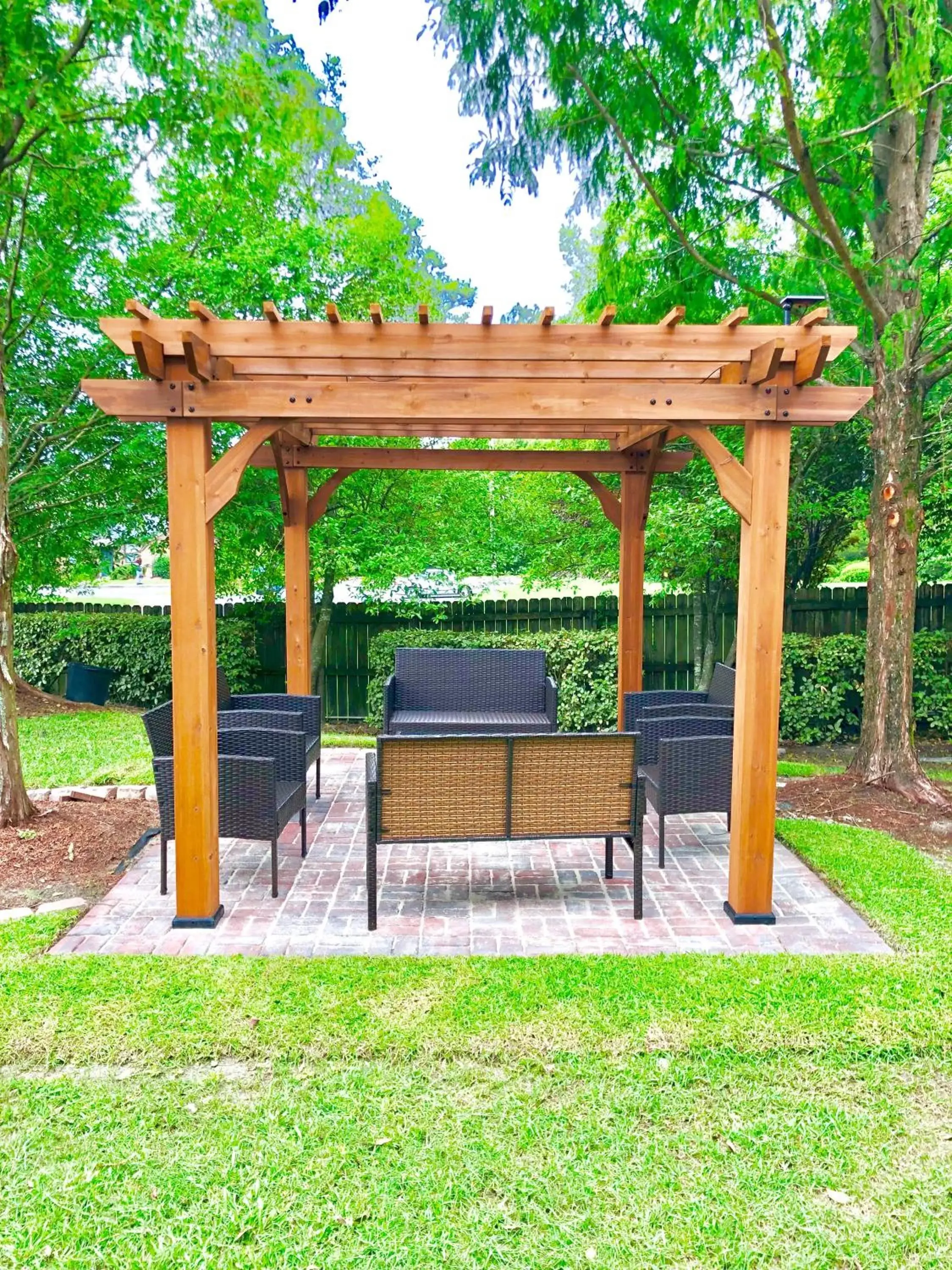 BBQ Facilities in Country Inn & Suites by Radisson, Greenville, NC