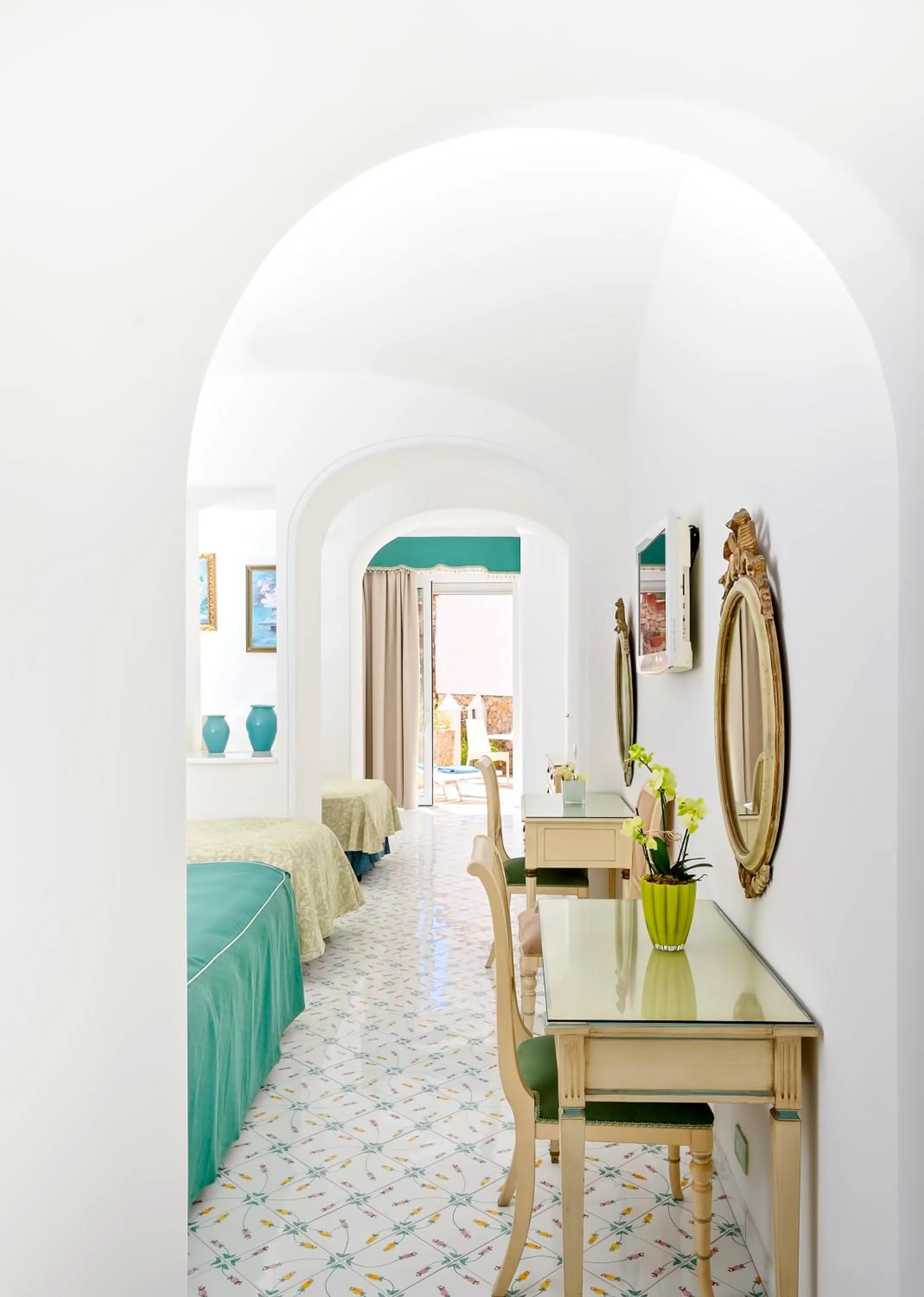 Bed in Hotel La Floridiana