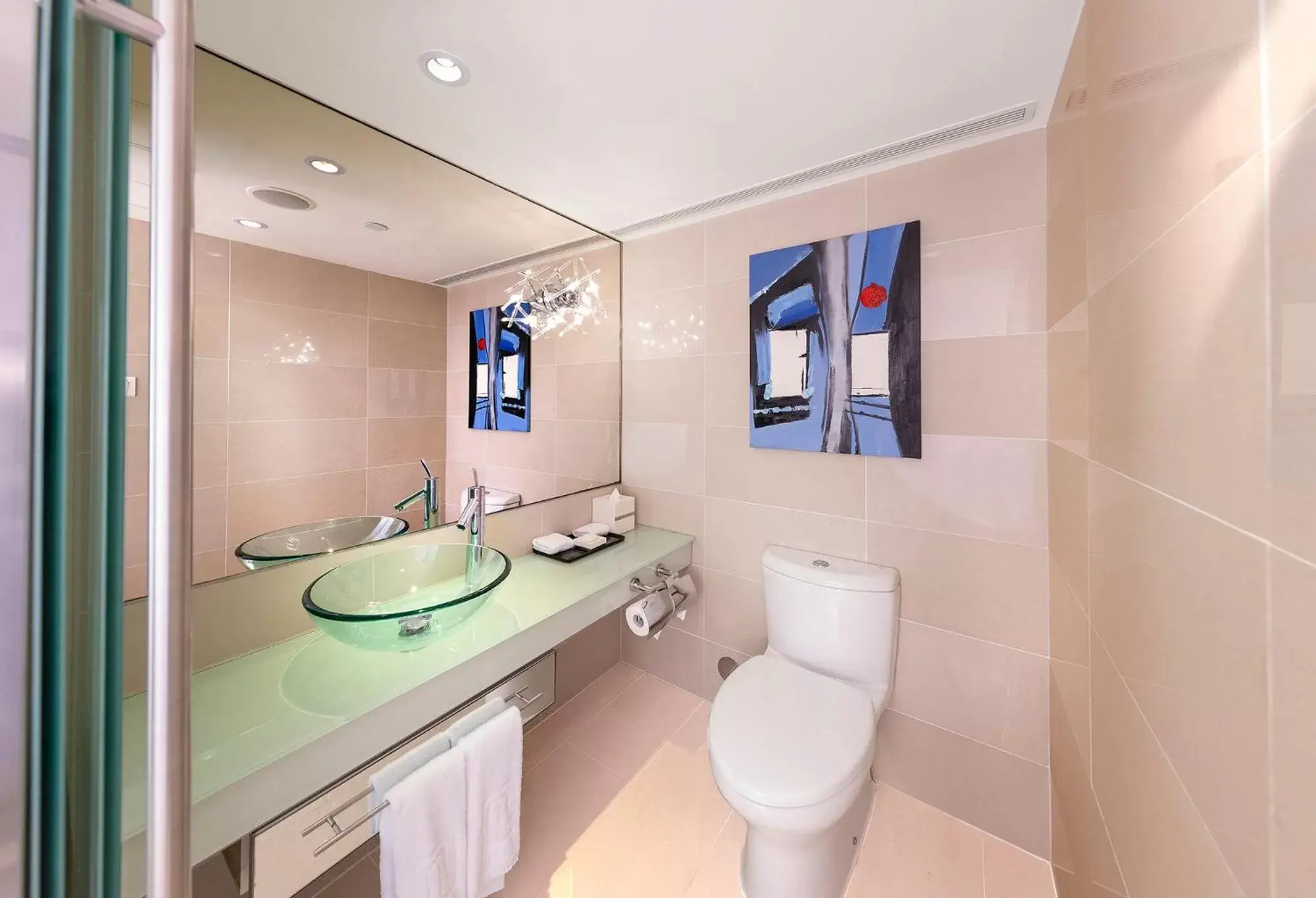 Toilet, Bathroom in Regal Airport Hotel