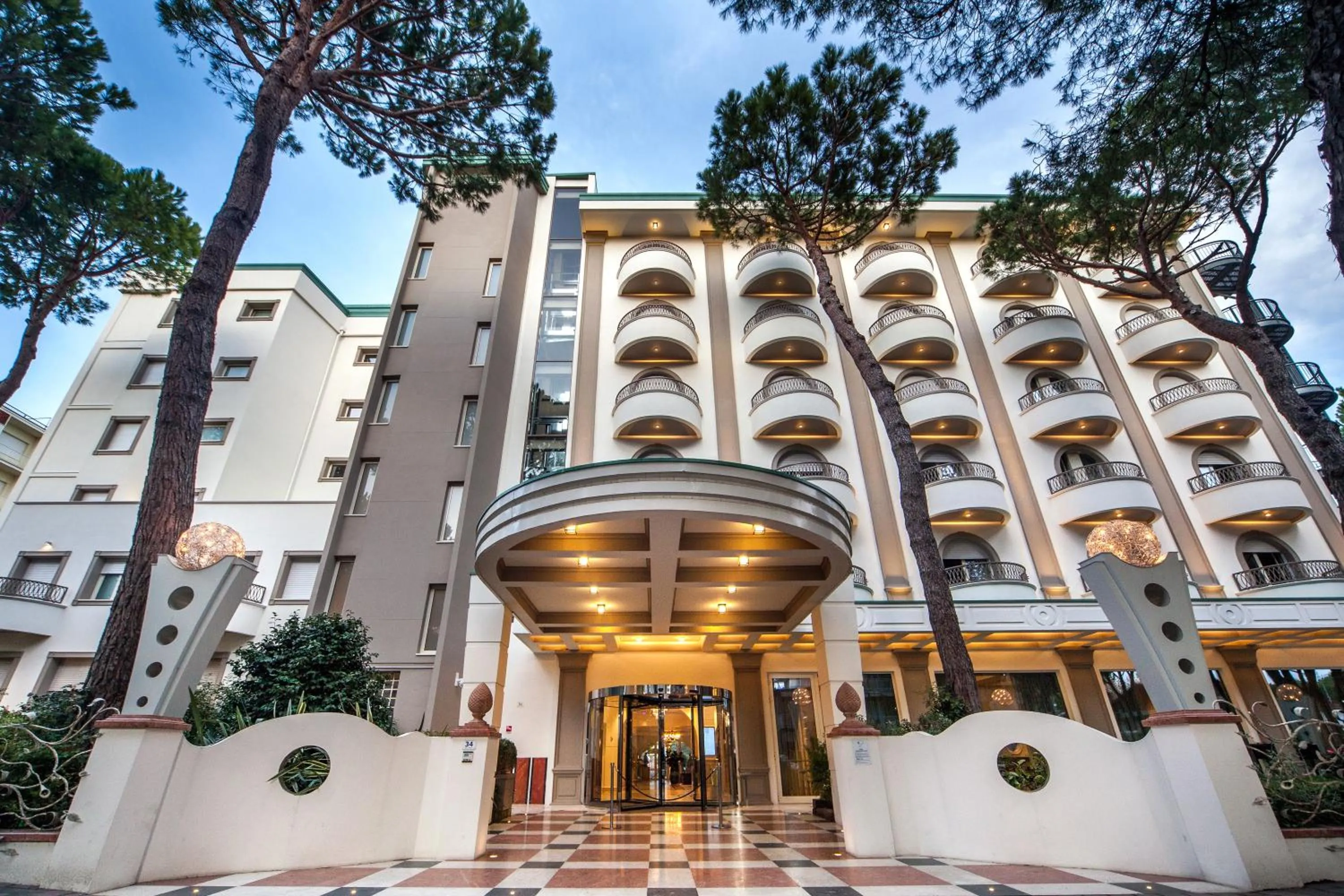 Property building in Hotel Aurelia