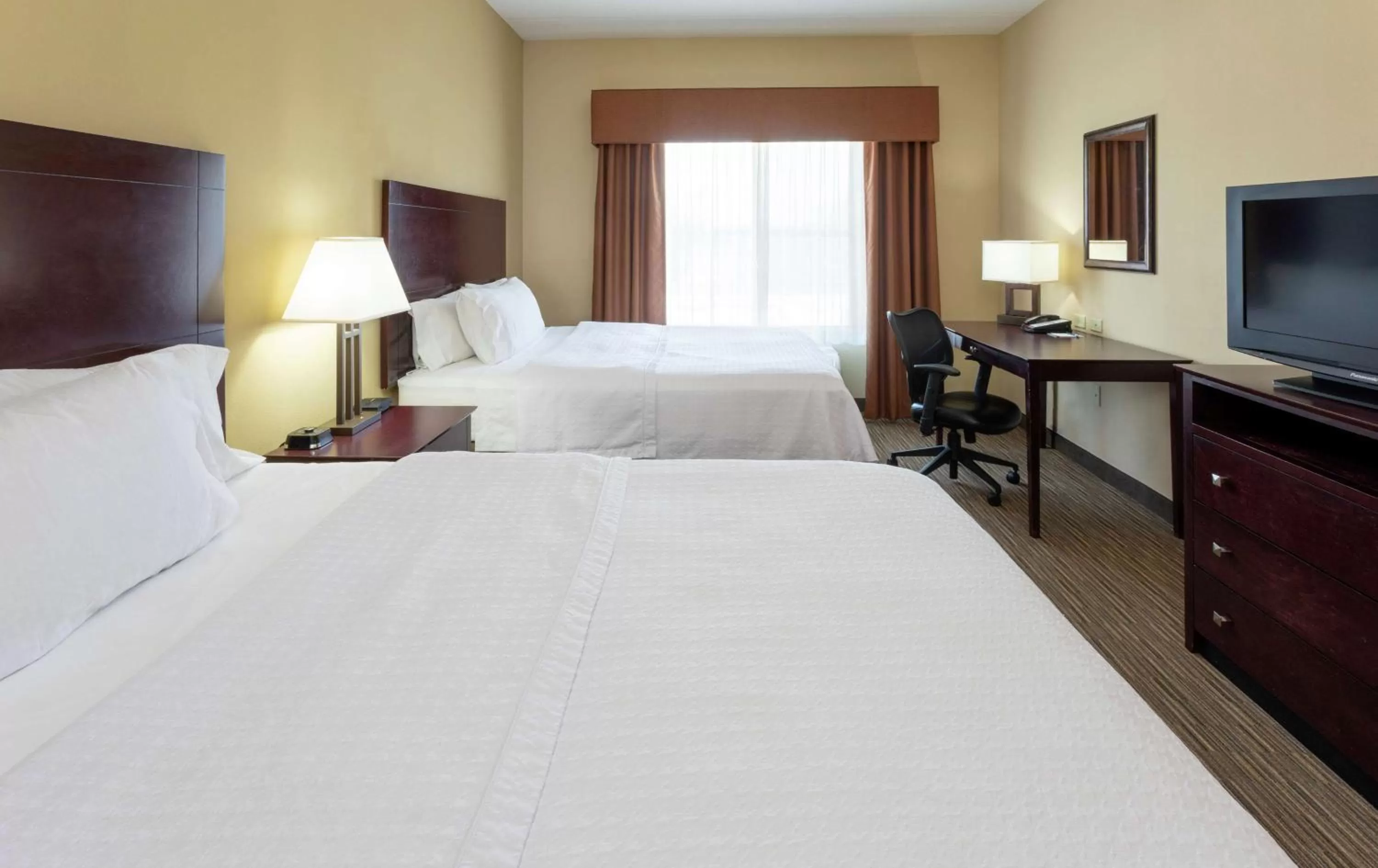 Bedroom, Bed in Homewood Suites by Hilton Minneapolis - Saint Louis Park at West End
