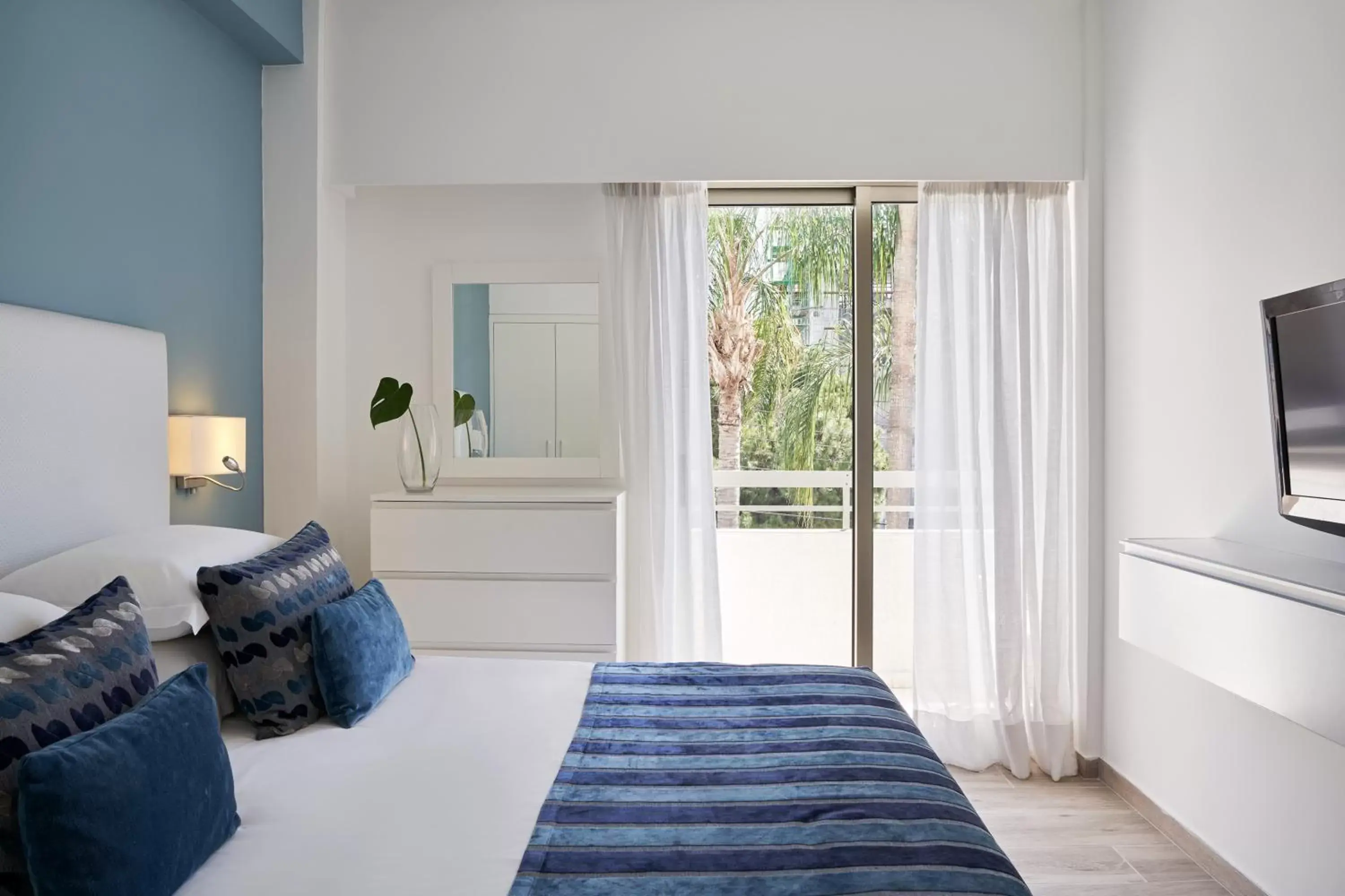 Bedroom, Bed in Atlantica Oasis Hotel