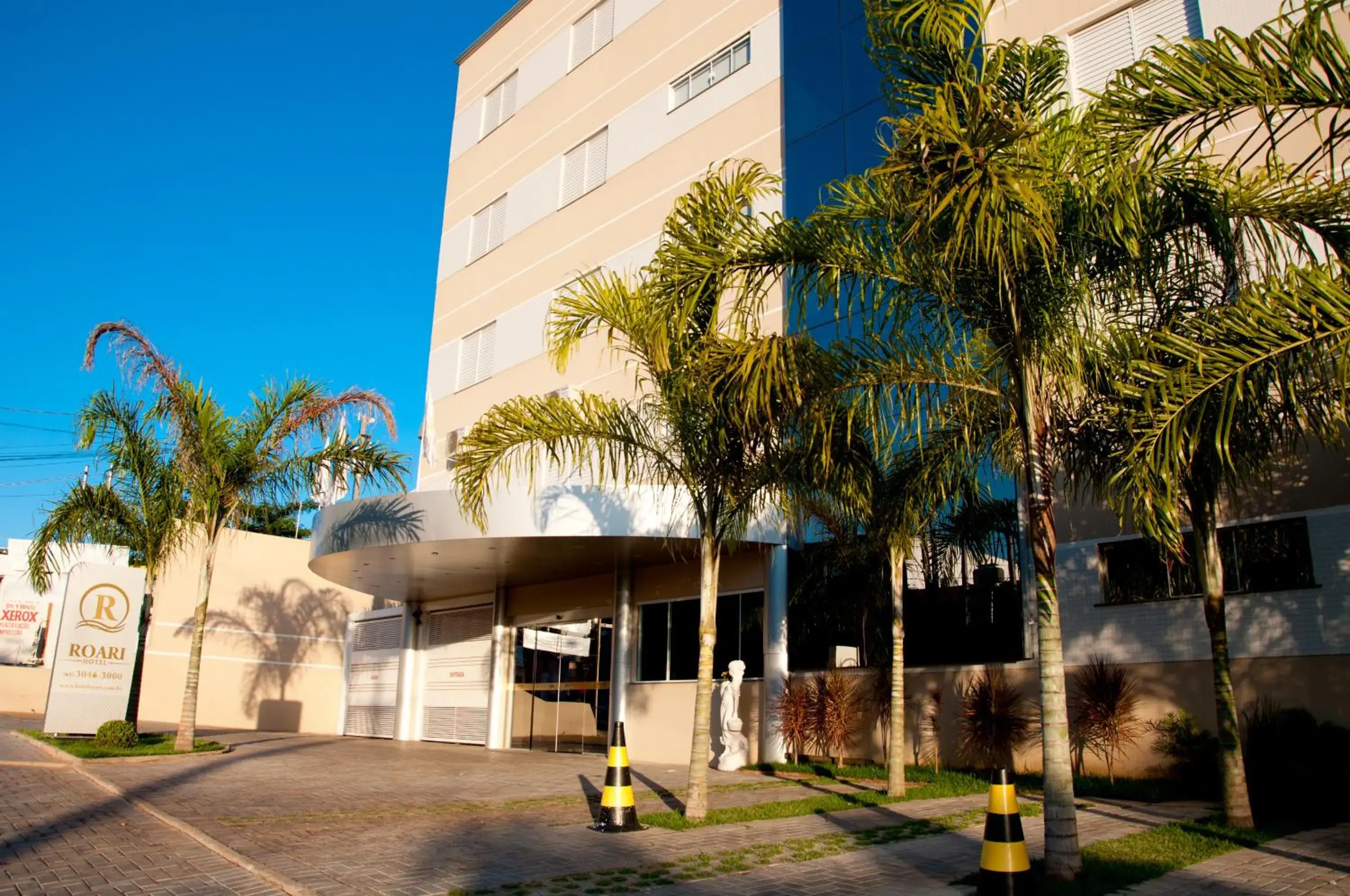 Facade/entrance, Property Building in Hotel Roari