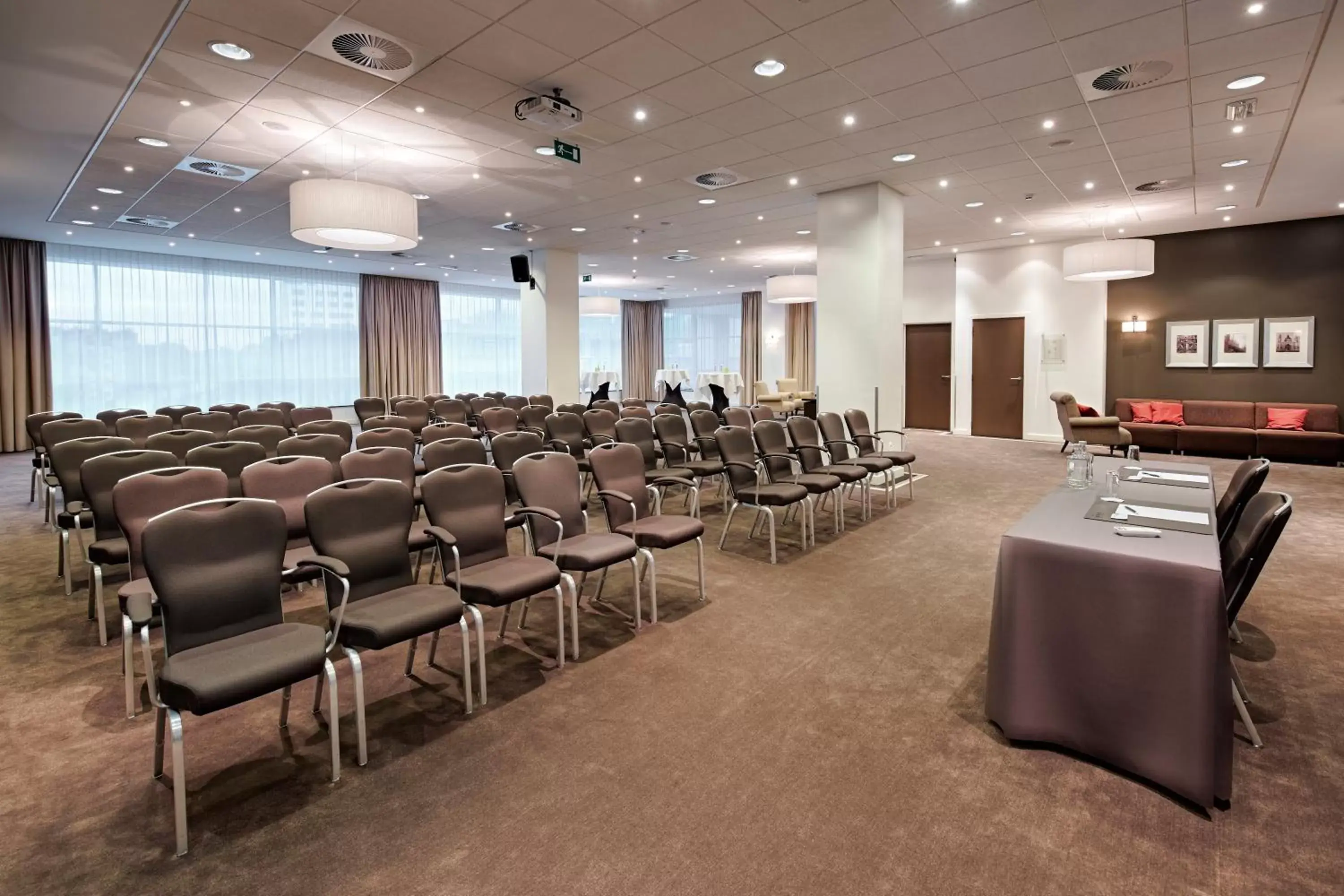 Meeting/conference room in Lindner Hotel Antwerp, part of JdV by Hyatt