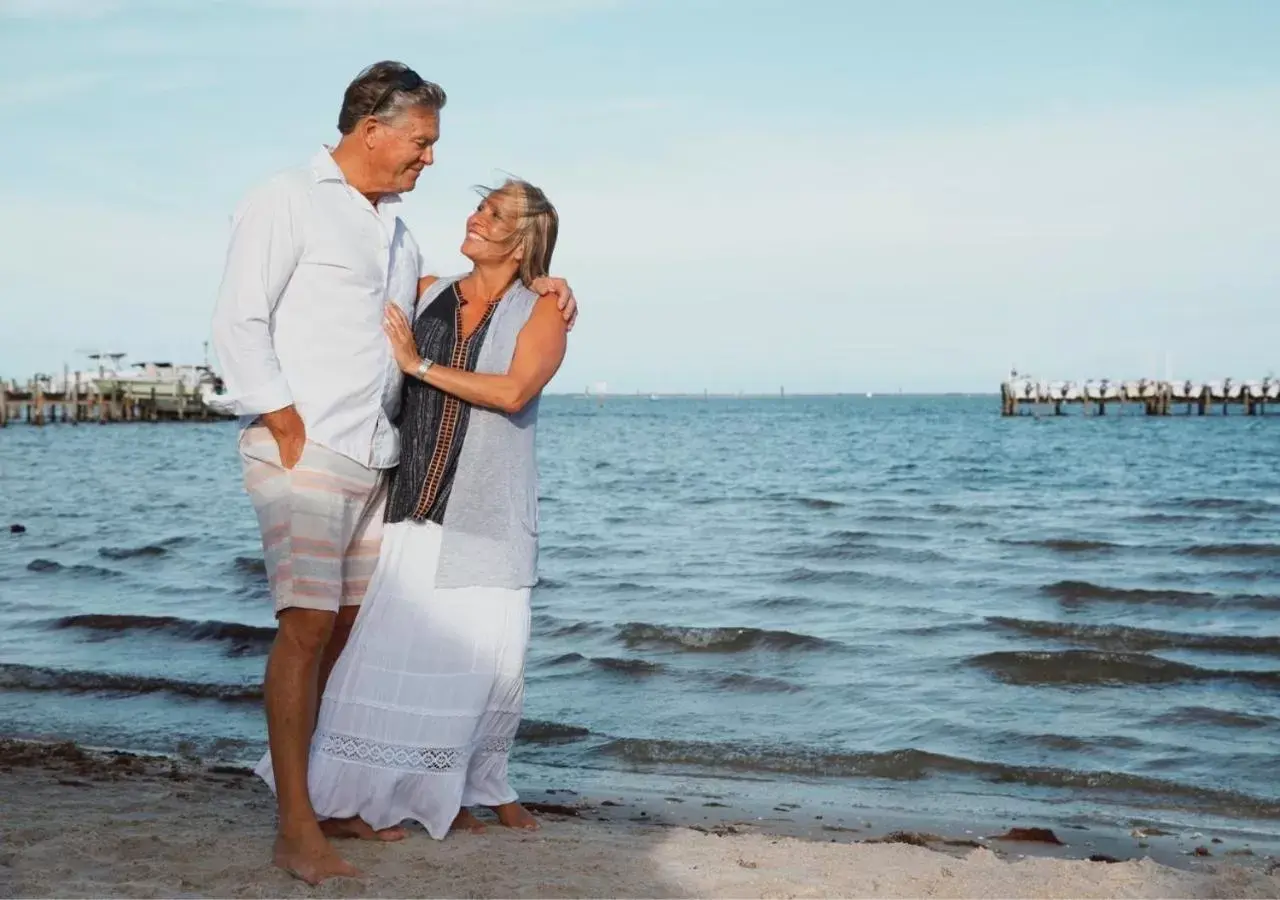 Lounge or bar in Capt Hirams Resort Lounge or bar in Capt Hirams Resort