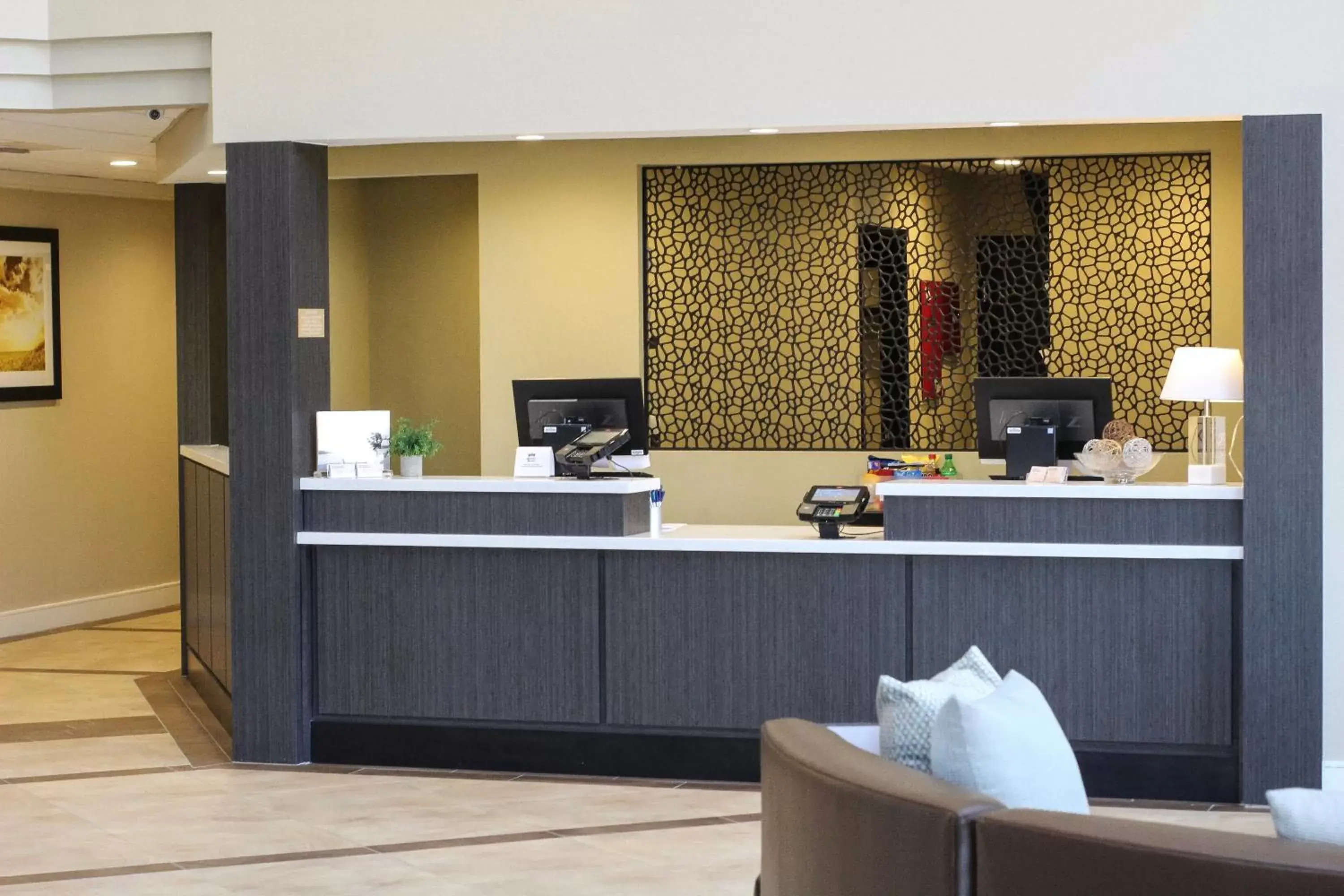 Property building, Lobby/Reception in Candlewood Suites - Wichita East, an IHG Hotel