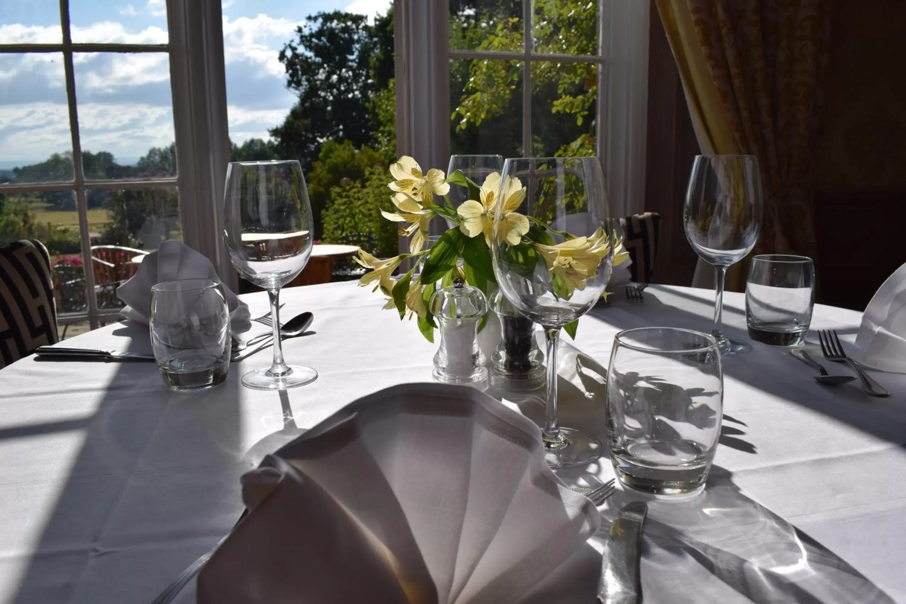 Restaurant/Places to Eat in Willington Hall Hotel