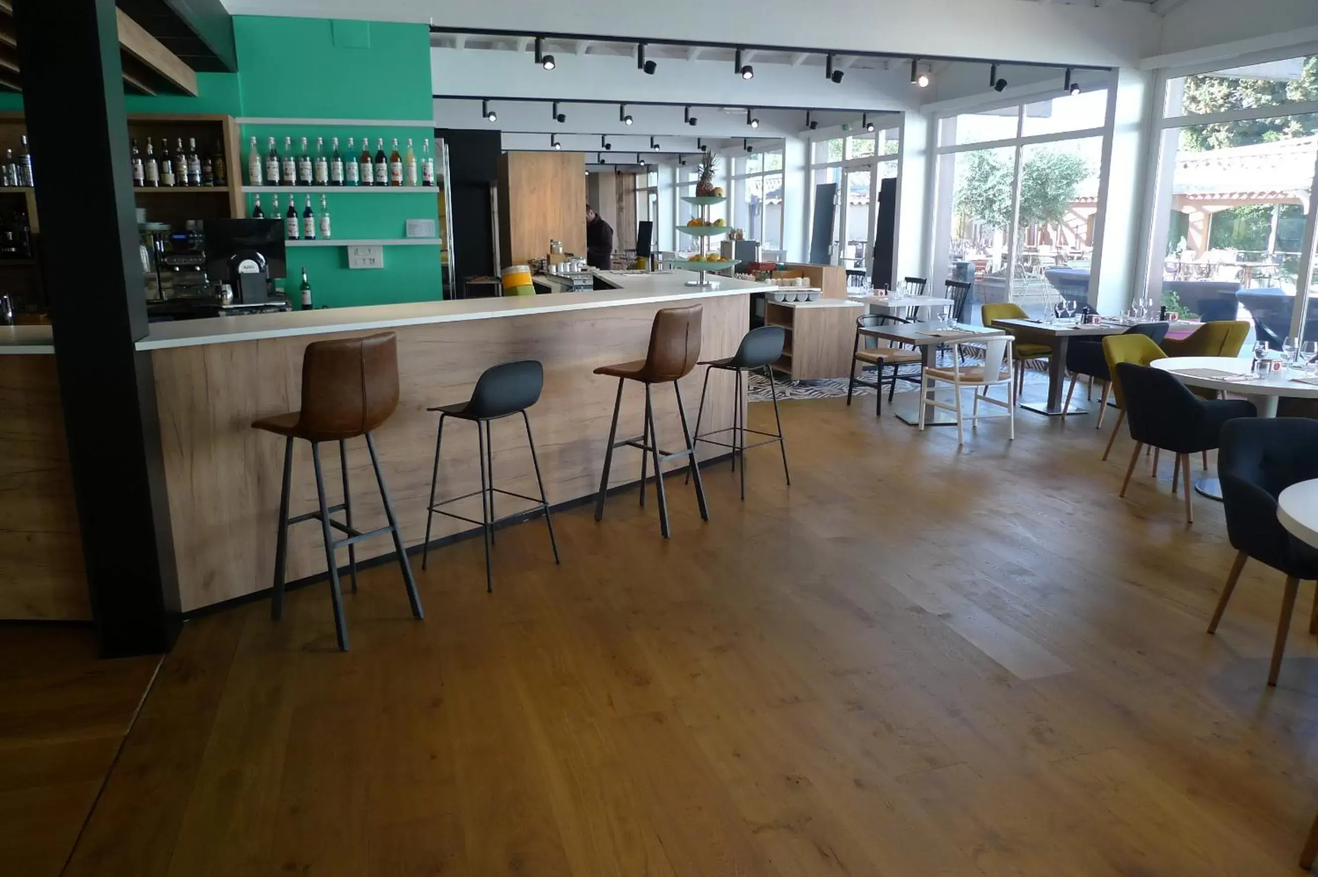 Restaurant/places to eat, Lounge/Bar in Novotel Narbonne Sud A9/A61