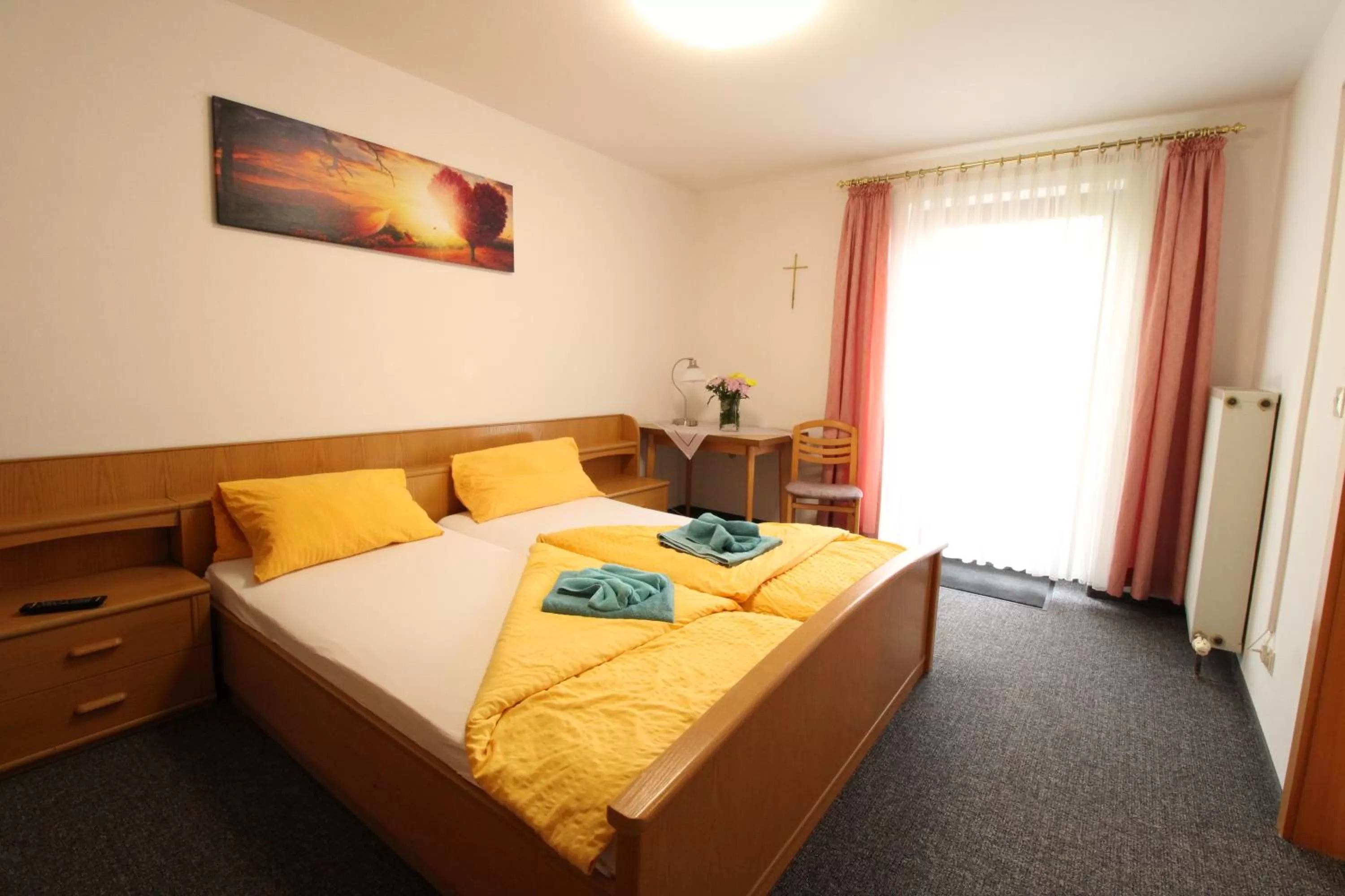 Photo of the whole room, Bed in Zur Auszeit