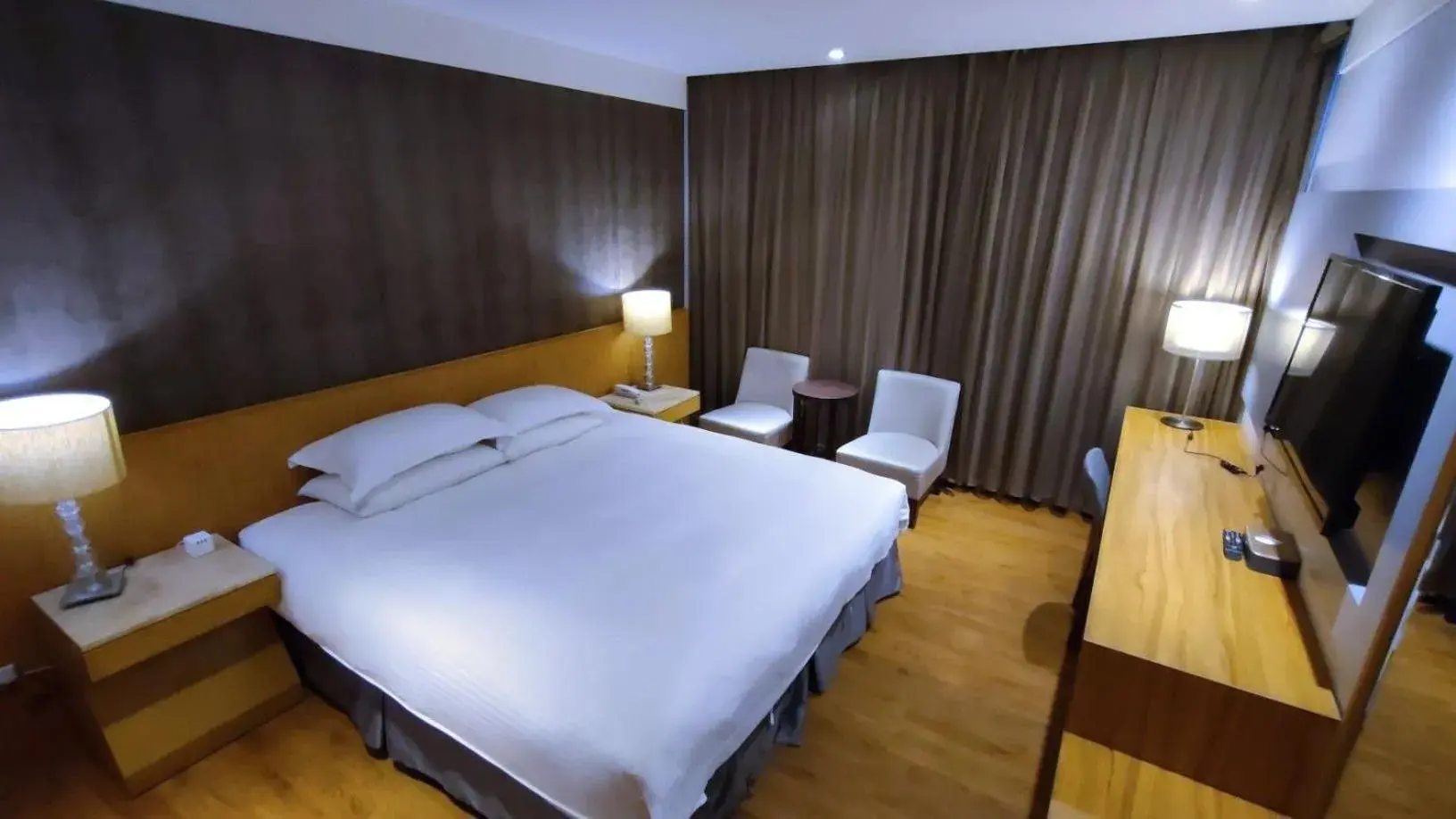 Photo of the whole room, Bed in Hotel Cloud