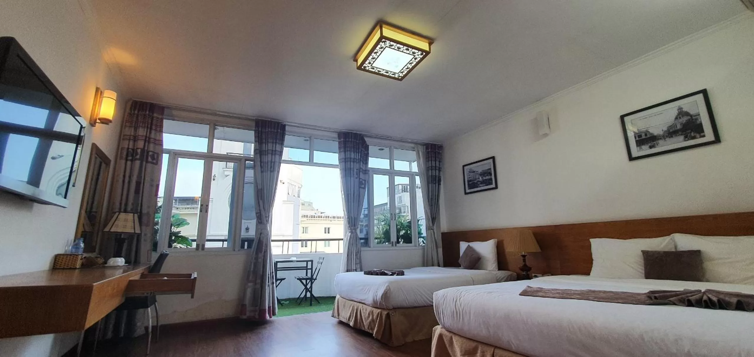 Photo of the whole room, Bed in Hanoi Win Hotel & Travel