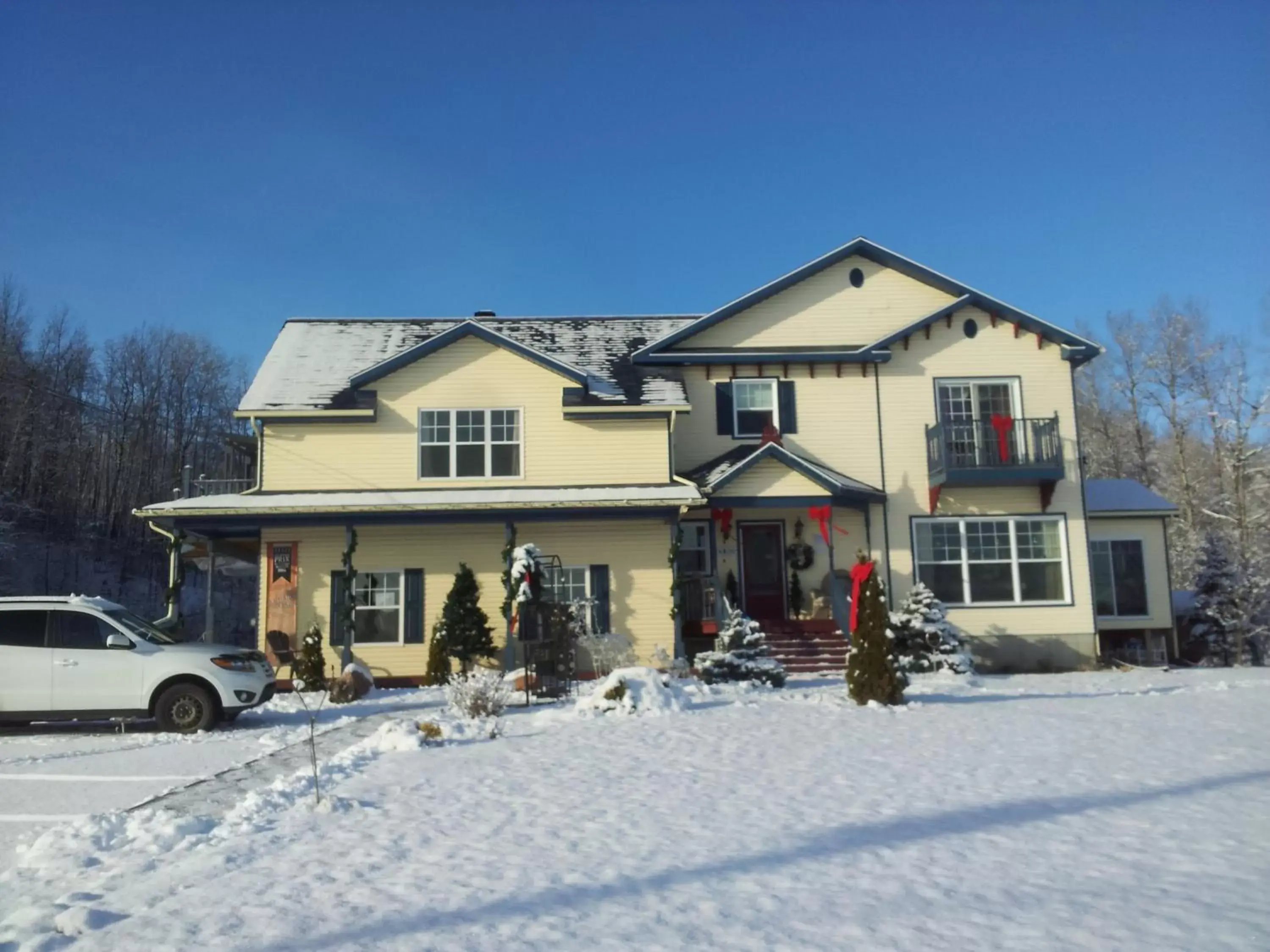 Property building, Winter in Domaine de la Baie, Les Suites