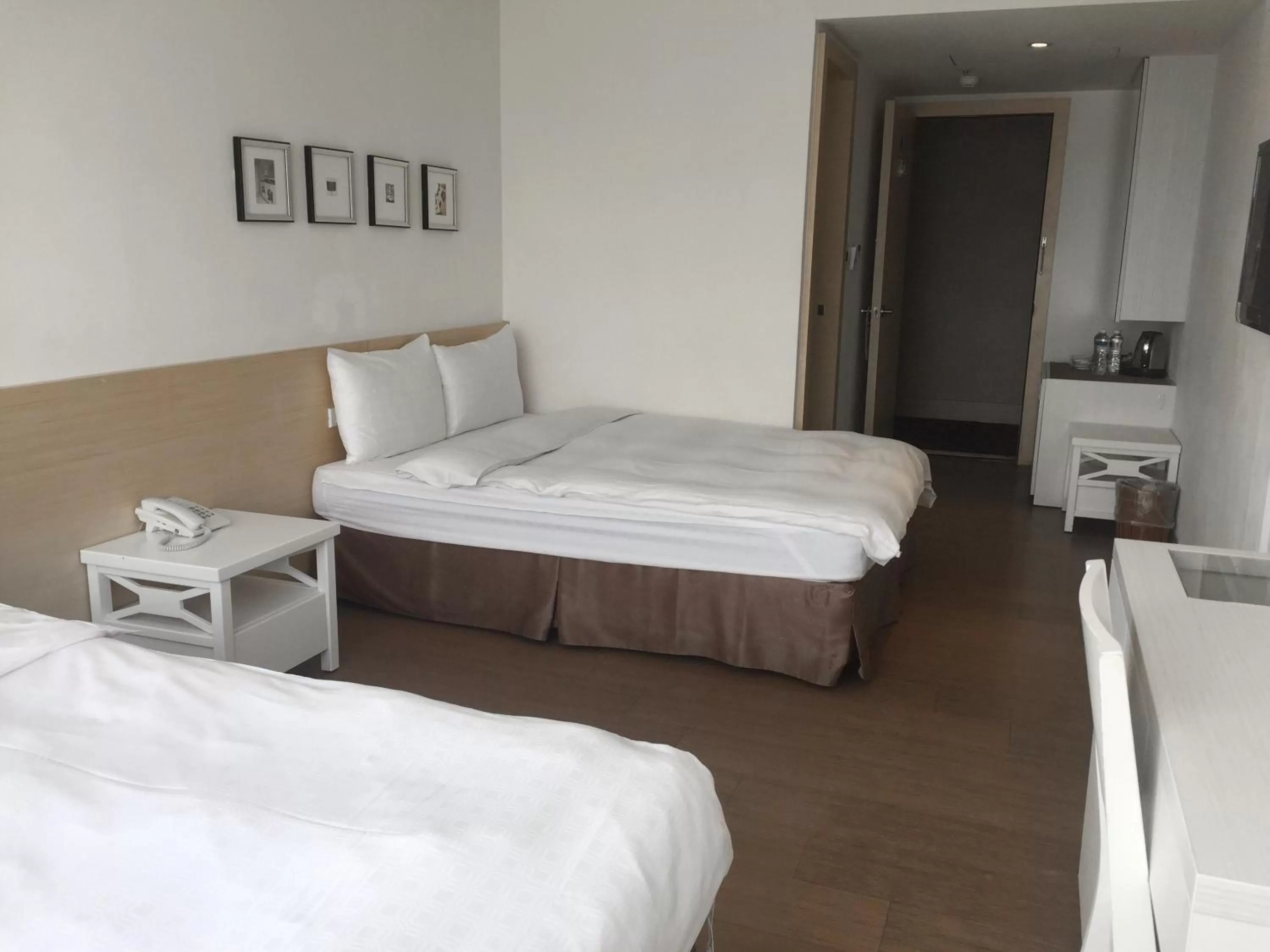 bunk bed, Bed in Wemeet Hotel Taipei