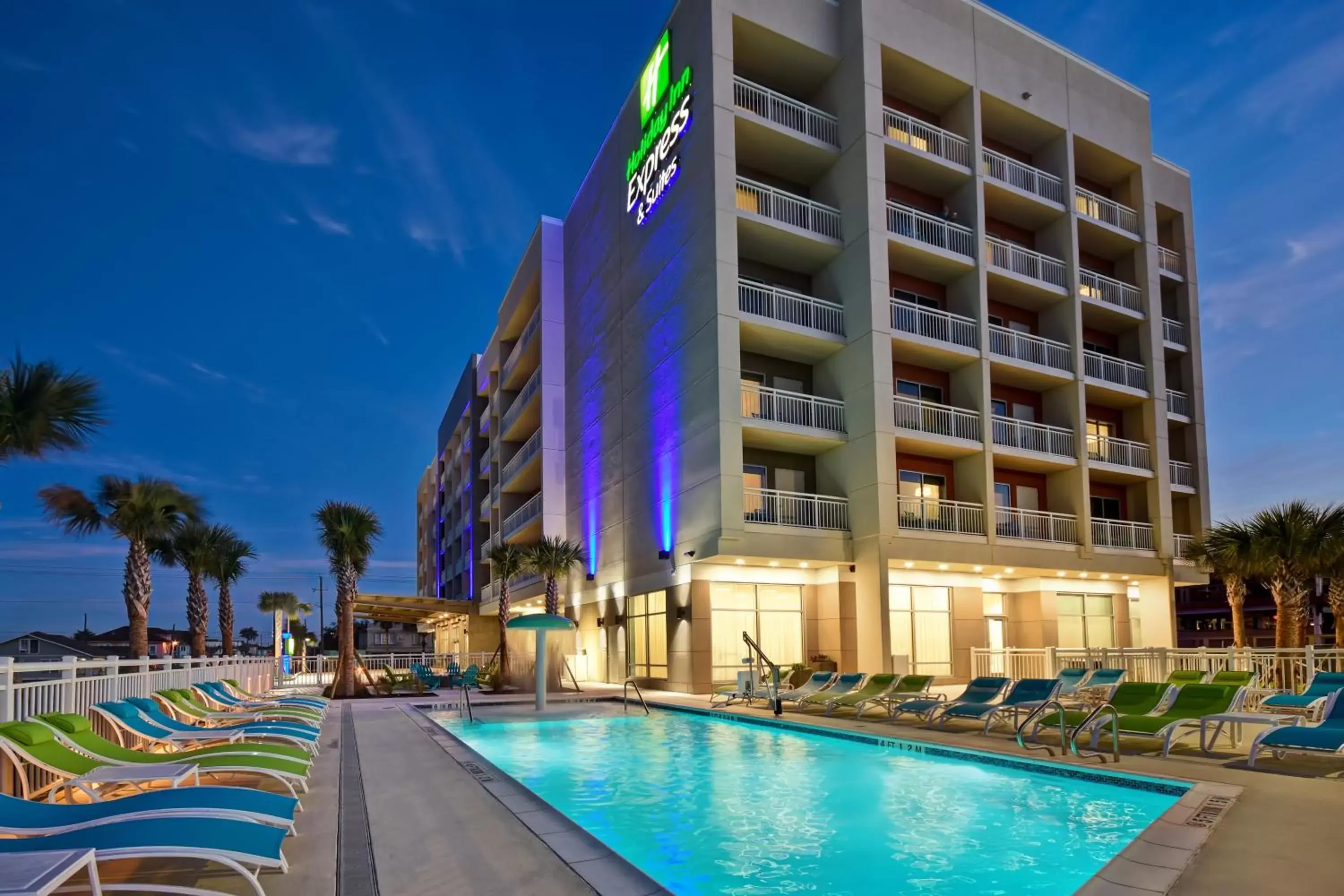 Property Building in Holiday Inn Express & Suites - Galveston Beach, an IHG Hotel