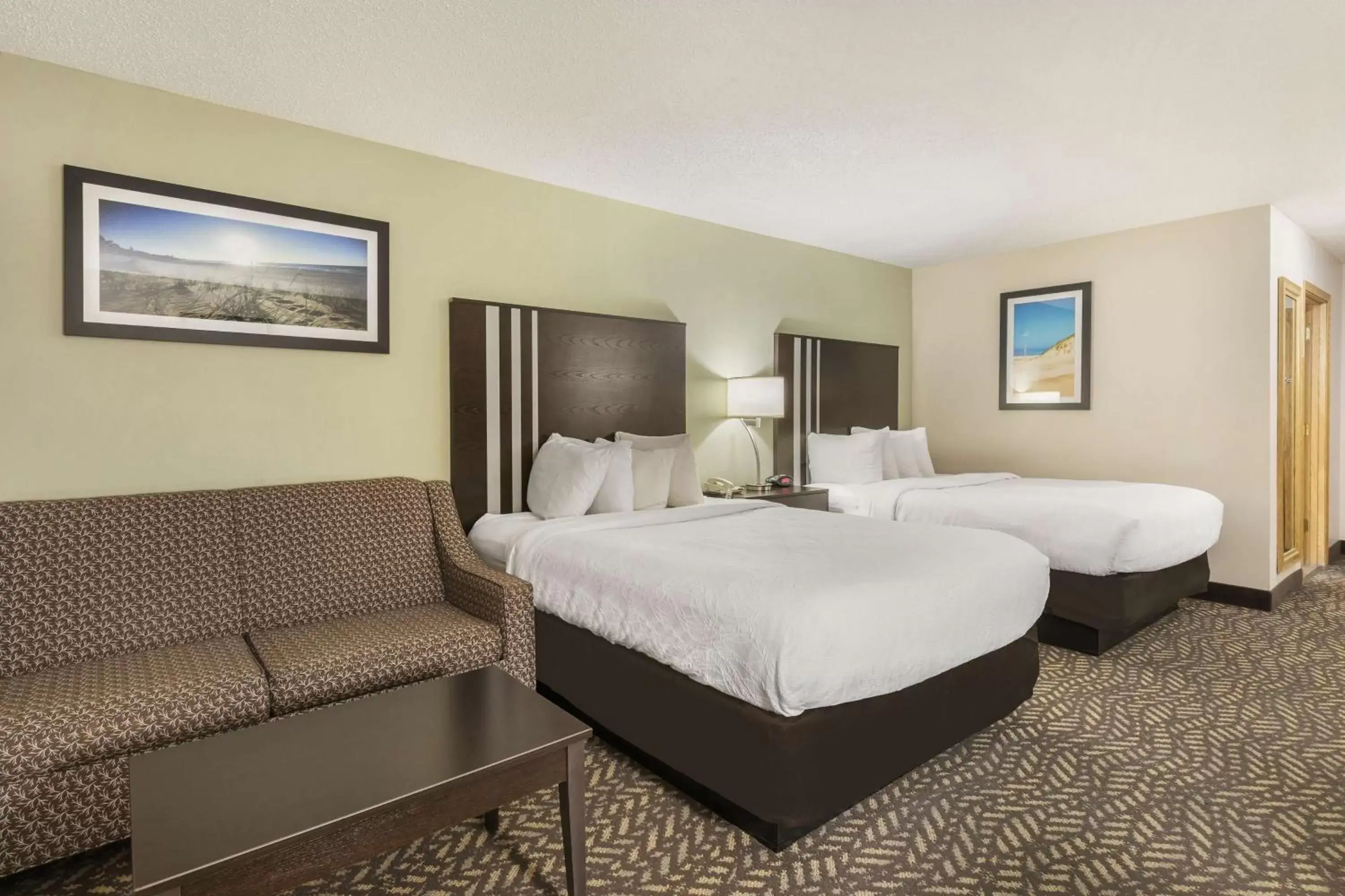 Bedroom, Bed in Best Western Indian Oak Bedroom, Bed in Best Western Indian Oak