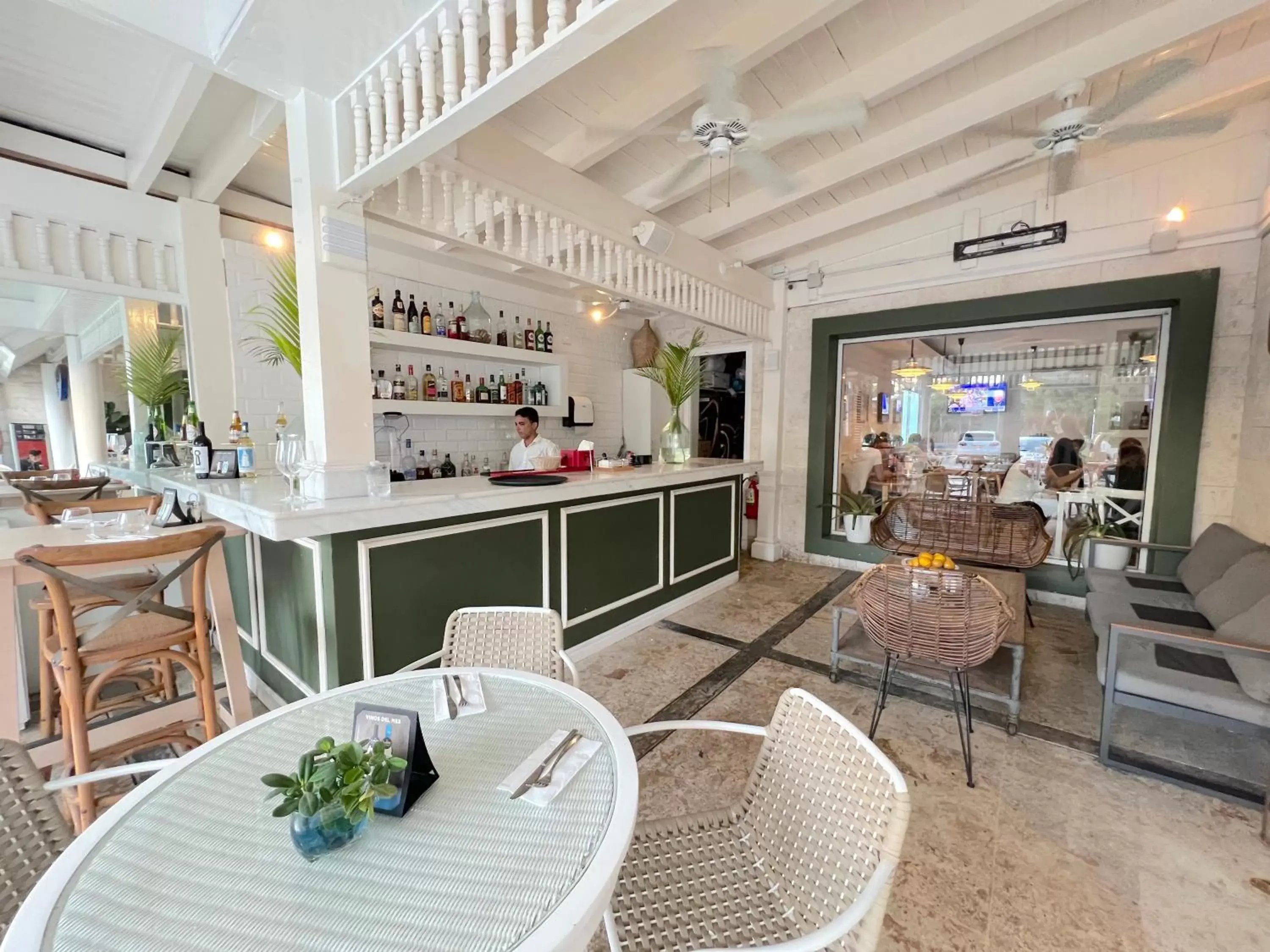 Restaurant/places to eat in FIESTA SOL CARIBE playa LOS CORALES