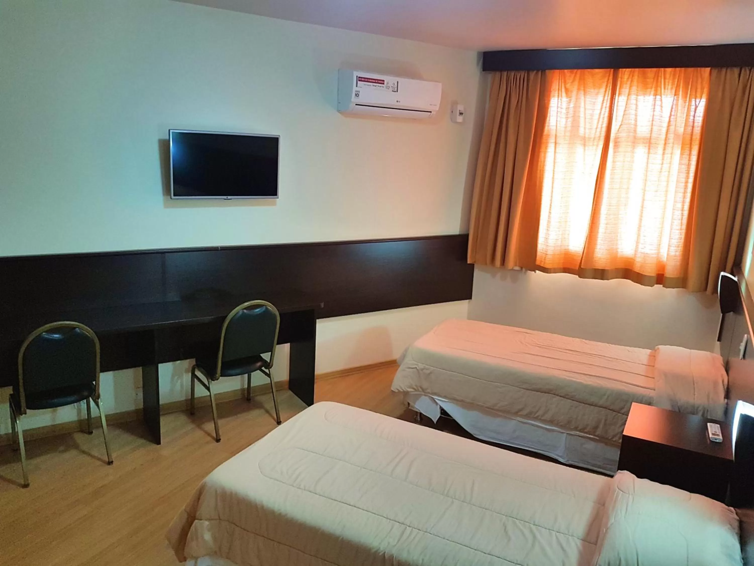 Photo of the whole room, Bed in Dom Pedro I Palace Hotel